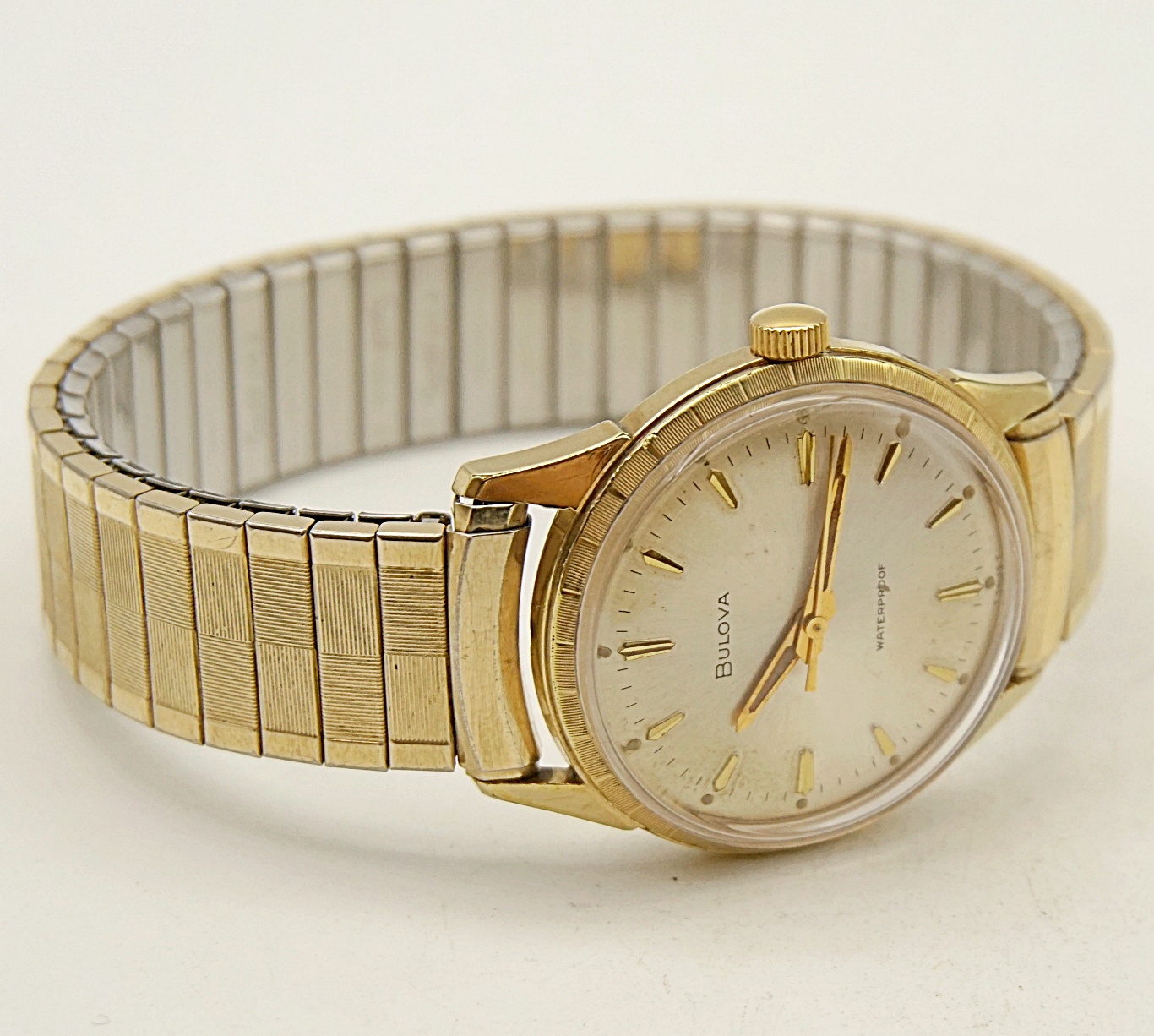 นาฬิกาเก่า BULOVA ไขลาน