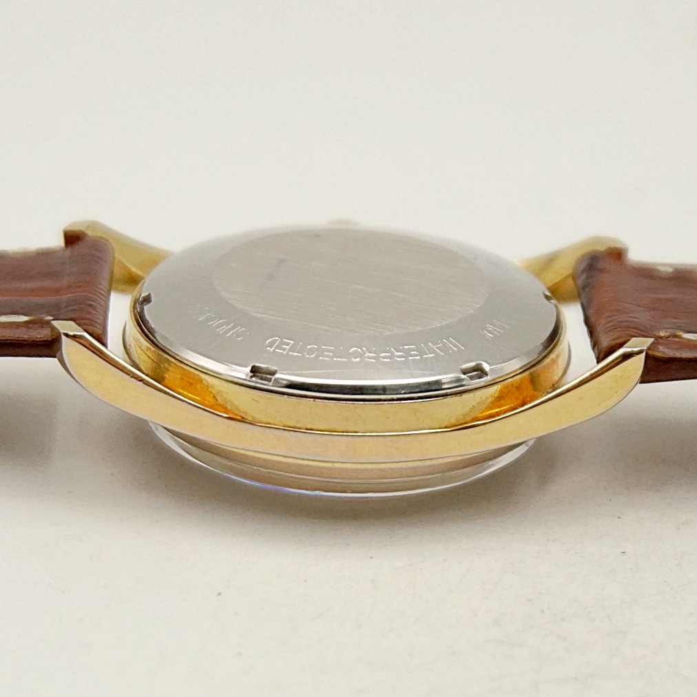 นาฬิกาเก่า INVICTA ไขลานสองเข็มครึ่ง