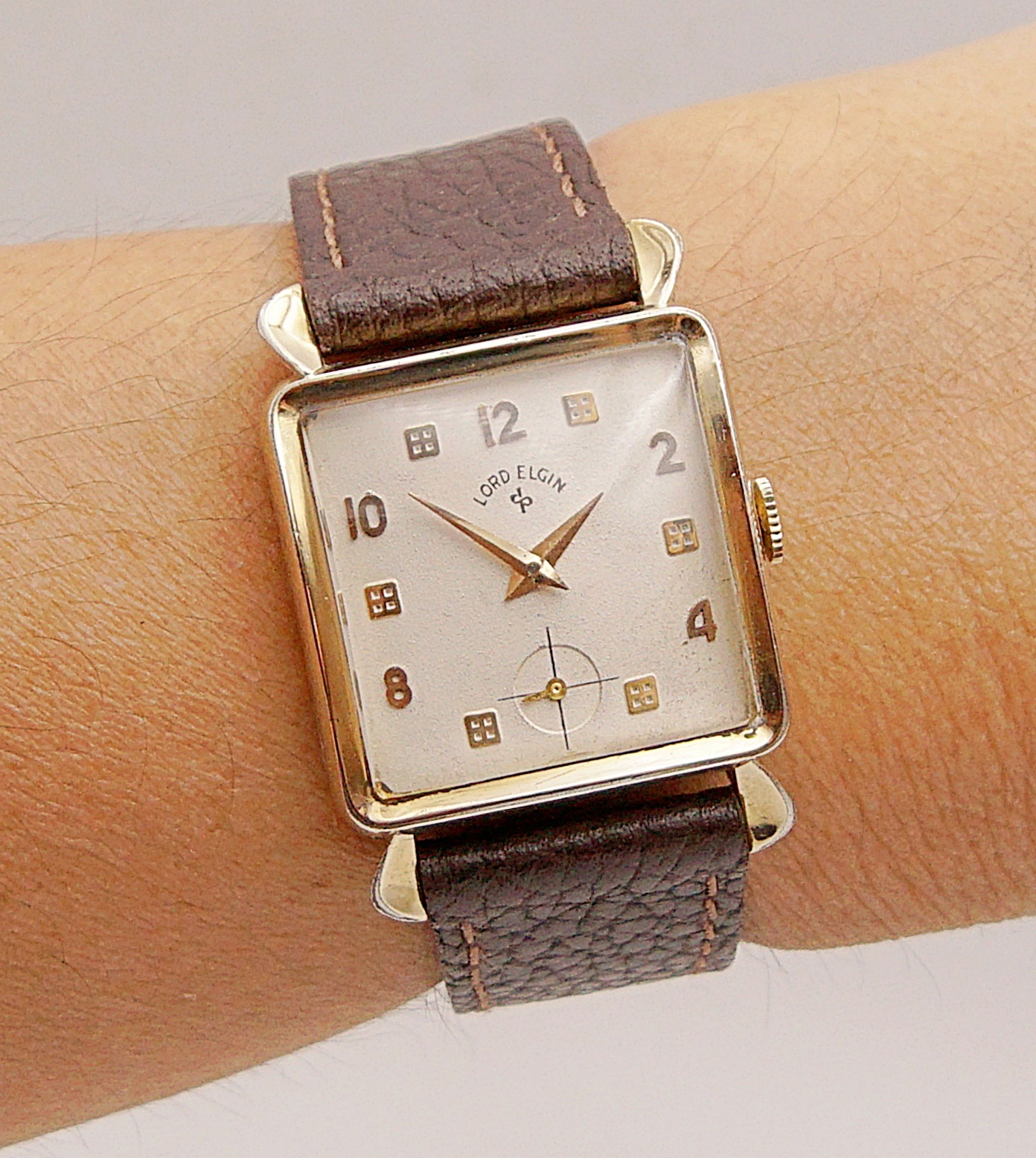 นาฬิกาเก่า LORD ELGIN ไขลานสองเข็มครึ่ง