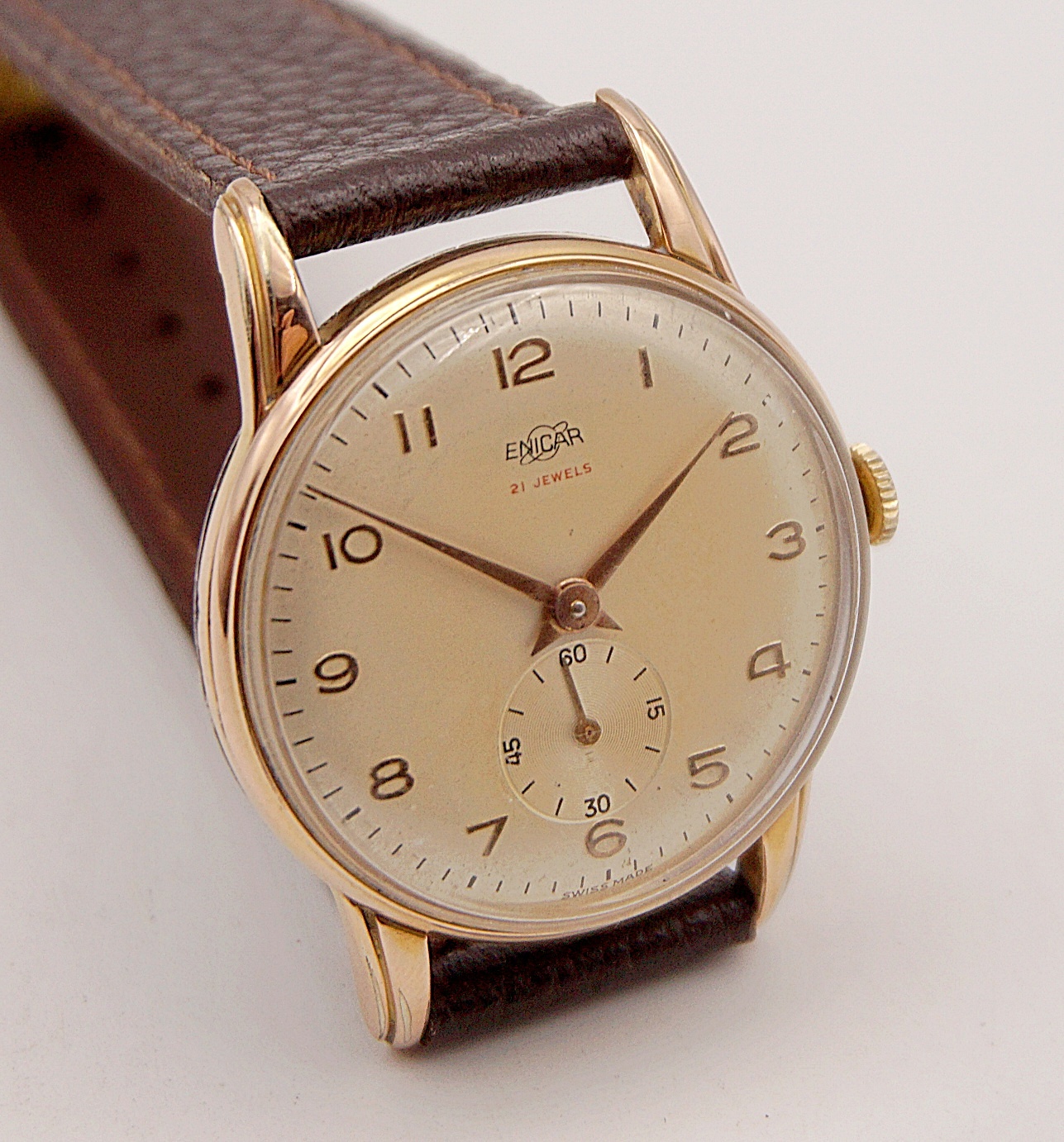 นาฬิกาเก่า ENICAR ไขลานสองเข็มครึ่ง