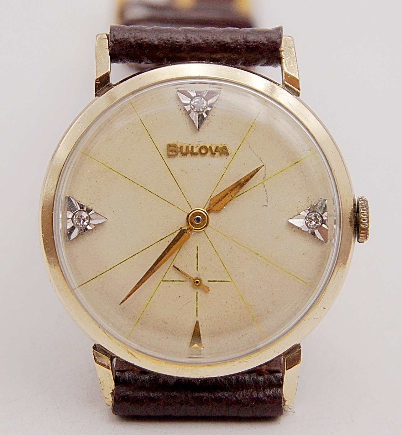 นาฬิกาเก่า BULOVA ไขลานสองเข็มครึ่ง