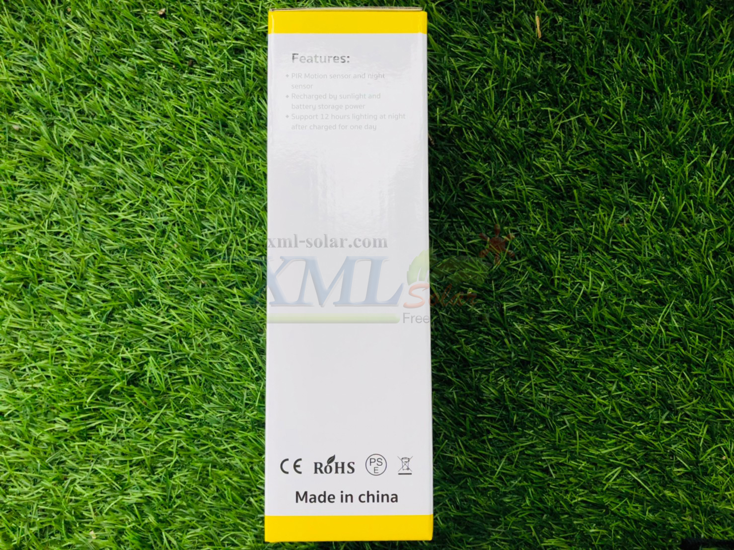โคมไฟโซล่าเซลล์ติดผนัง รุ่น 308 LED + Motion (เเสง : เหลืองวอมไวท์)