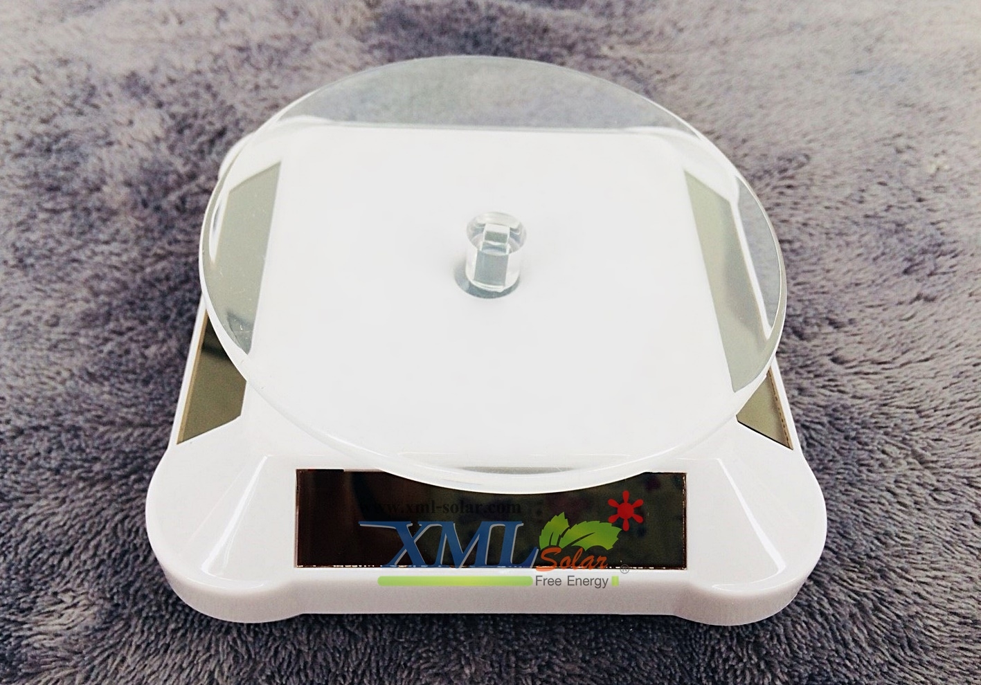 ตัวหมุนโชว์อเนกประสงค์ โซล่าเซลล์ ทรง classic (สี:ขาว)