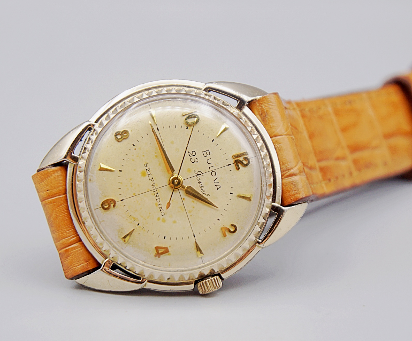 นาฬิกาเก่า BULOVA ออโตเมติก