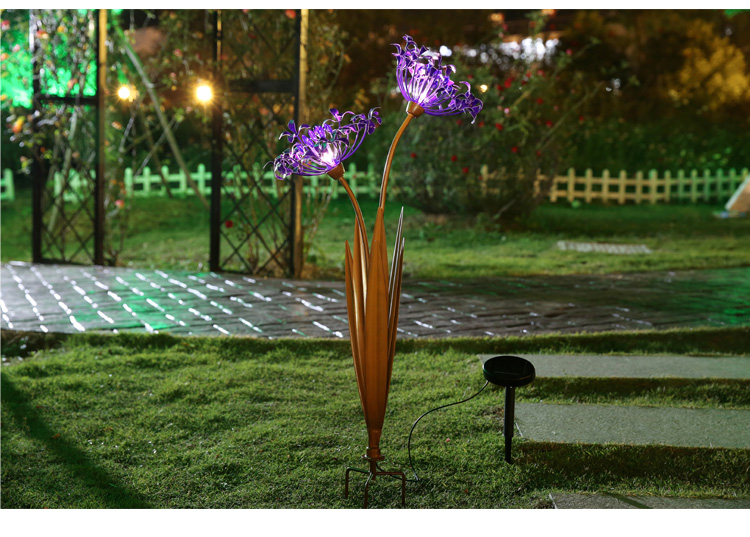 ไฟปักสนามโซล่าเซลล์ 2 LED ทรง ดอกไม้ม่วง (เเสง : ขาว )