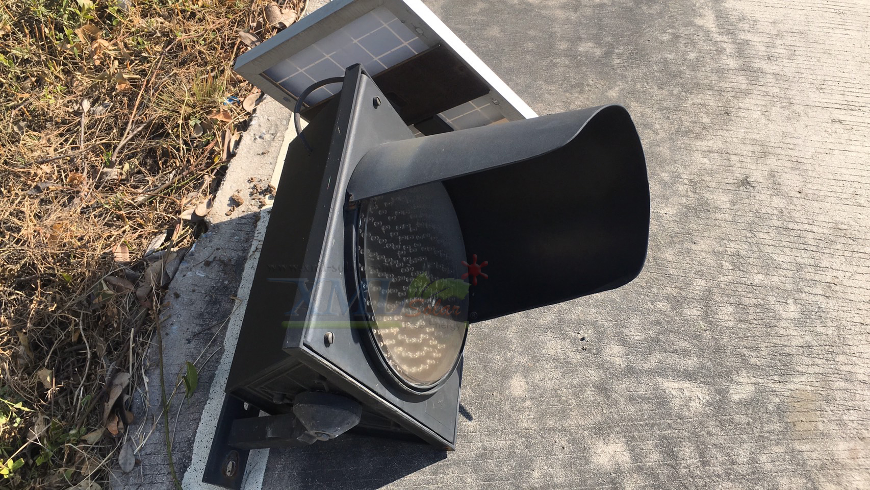 ไฟเตือนจราจร ทางแยก รุ่น 10 watt 170 led (แสง: สีเหลือง)