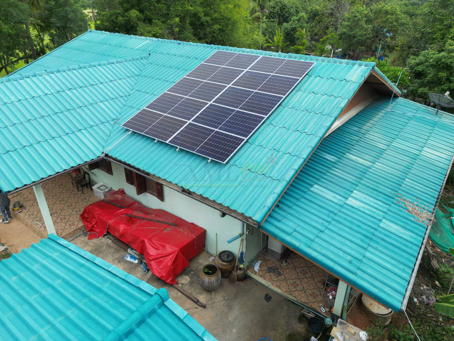 ระบบโซล่าเซลล์ติดหลังคา Enphase Solar Rooftop ขนาด 5.04 KW (ON-GRID) 1 Phase พร้อมติดตั้ง