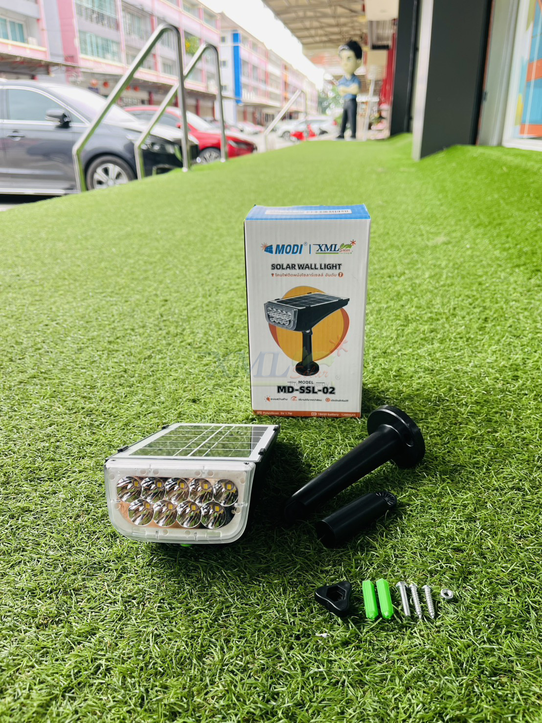 ไฟติดผนังโซล่าเซลล์ รุ่น SSL-02