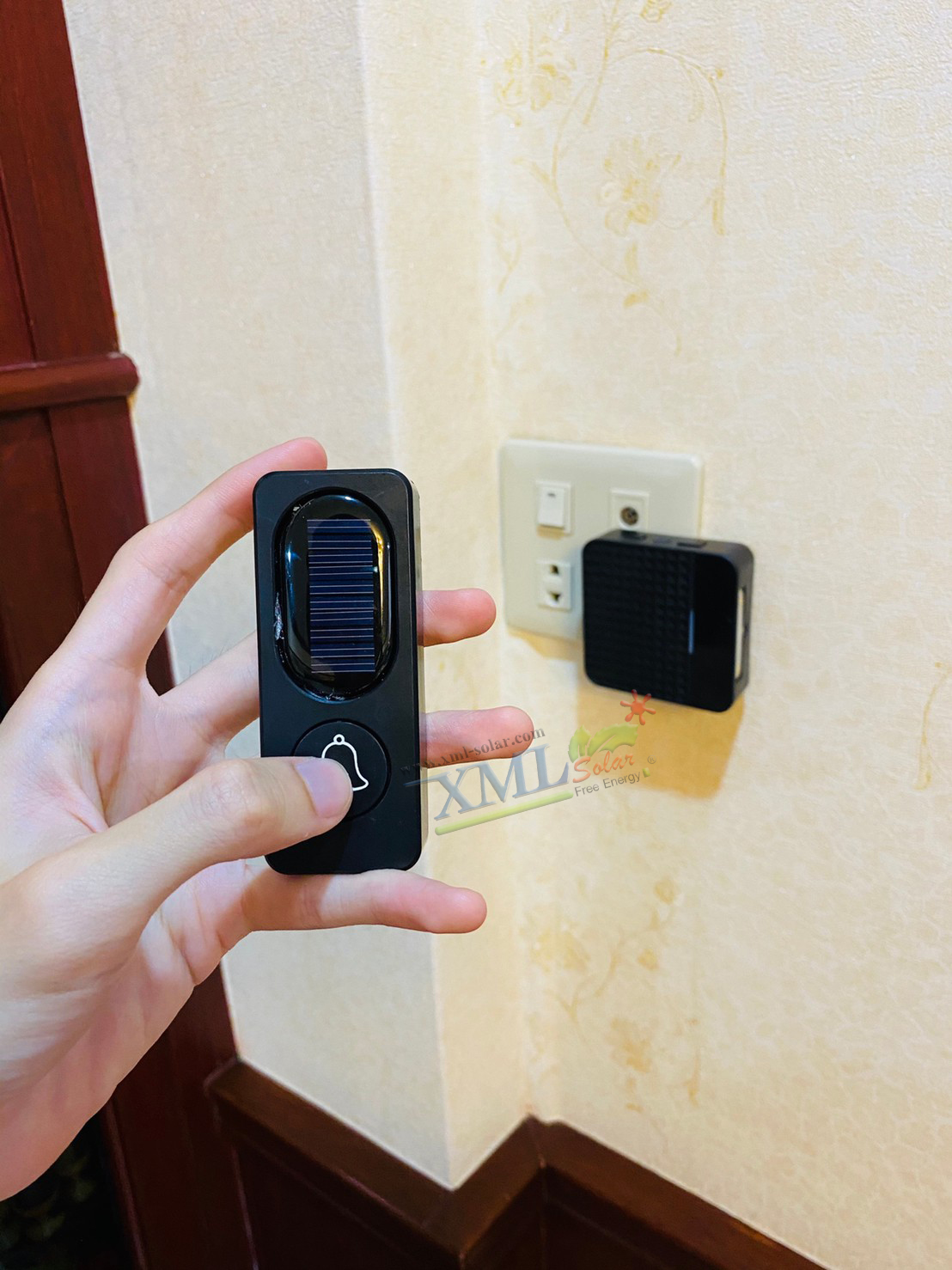 กริ่งโซล่าเซลล์ อเนกประสงค์ สีดำ (Solar Doorbell)