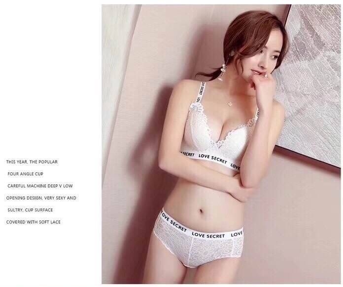 ชุดชั้นในลูกไม้สวยหรู ไร้โครง เสริมฟองน้ำในตัวรูปมือดันอกสวย ยกอกกระชับและชิด มี 4 สี ขาว ดำ เทา เขียว 32 34 36 ราคาส่ง 3 ชิ้นคละกับแบบอื่นได้ 290 บาท
