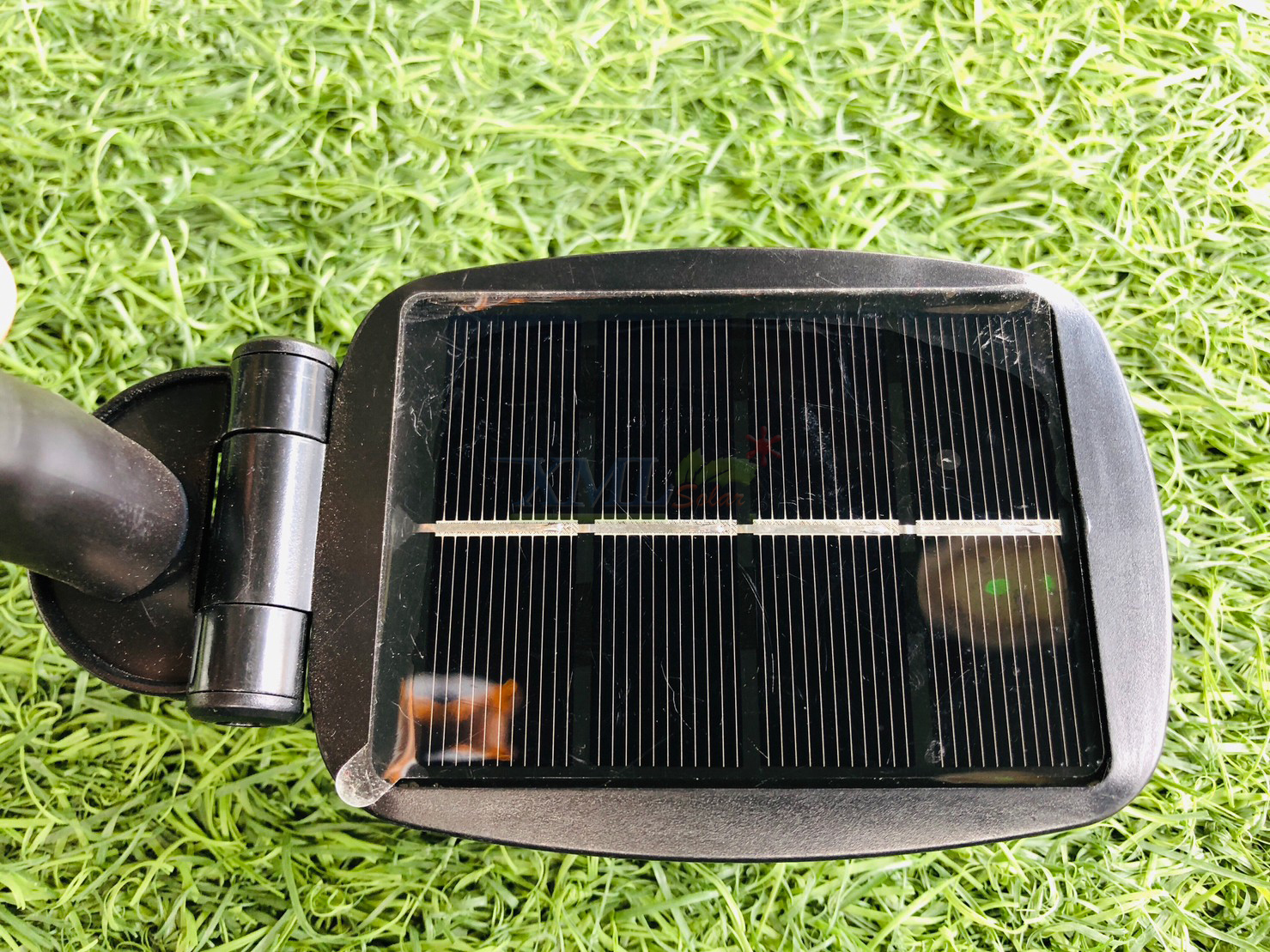 ไฟปักสนามโซล่าเซลล์ ทรงผึ้ง 10 ดวง รุ่น MD-SOLAR-C2010 (เเสง : เหลืองวอมไวท์)