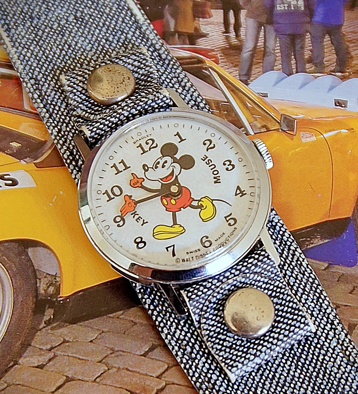 นาฬิกาเก่า MICKEY MOUSE ไขลาน