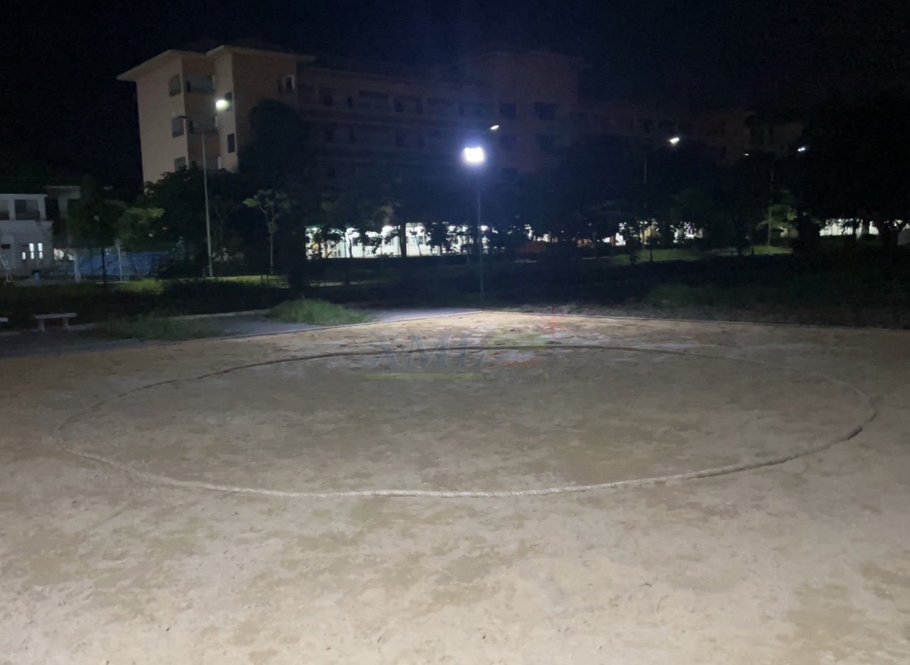 โคมไฟถนนโซล่าเซลล์ รุ่น ECO-BM24 15000W (24 ช่อง)(แสง : ขาว)