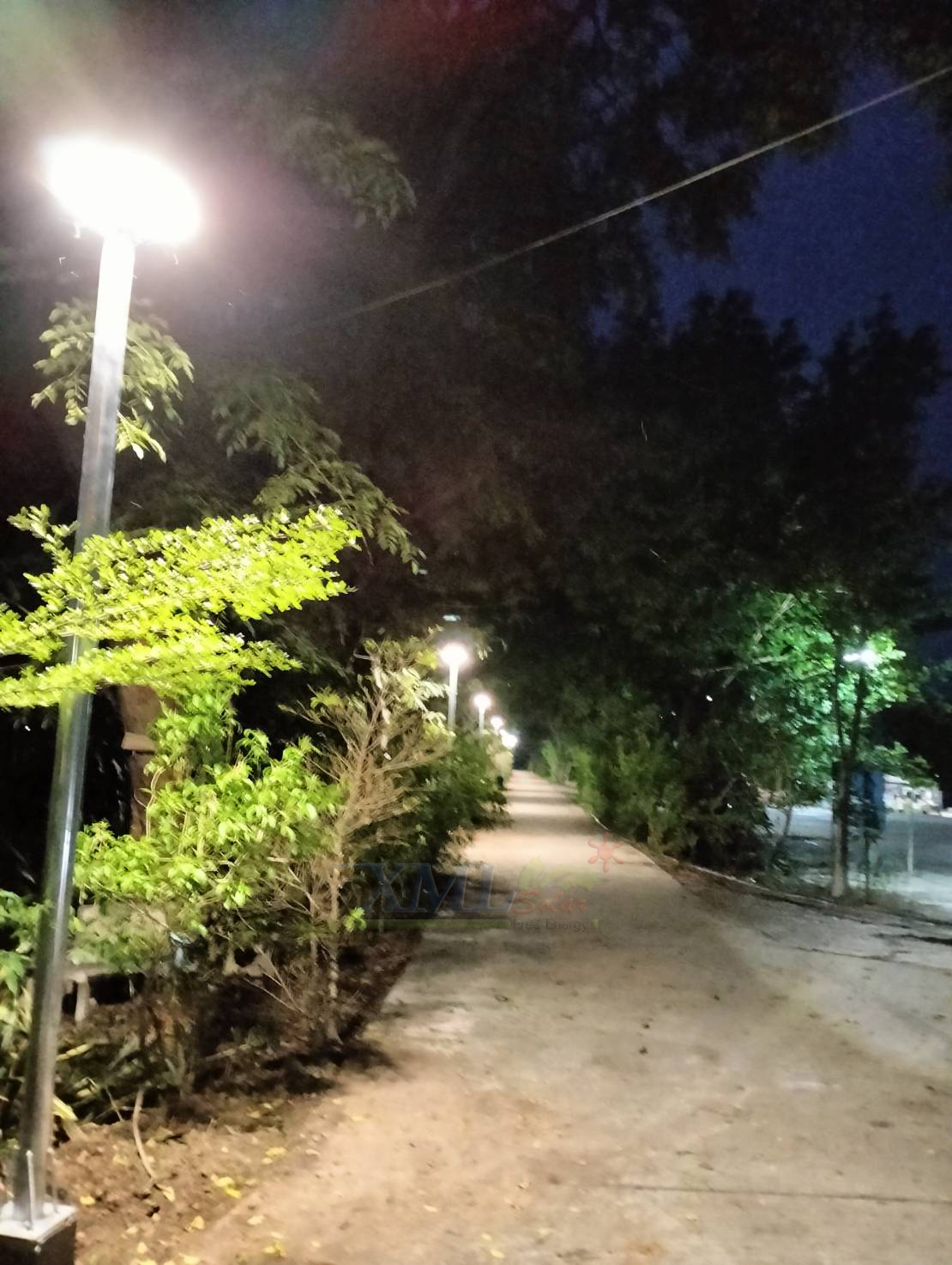 โคมไฟ UFO ทรงสี่เหลี่ยม รุ่น Modi x XML + ระบบ Motion รุ่น 300w (เปิดได้ 3 แสง)