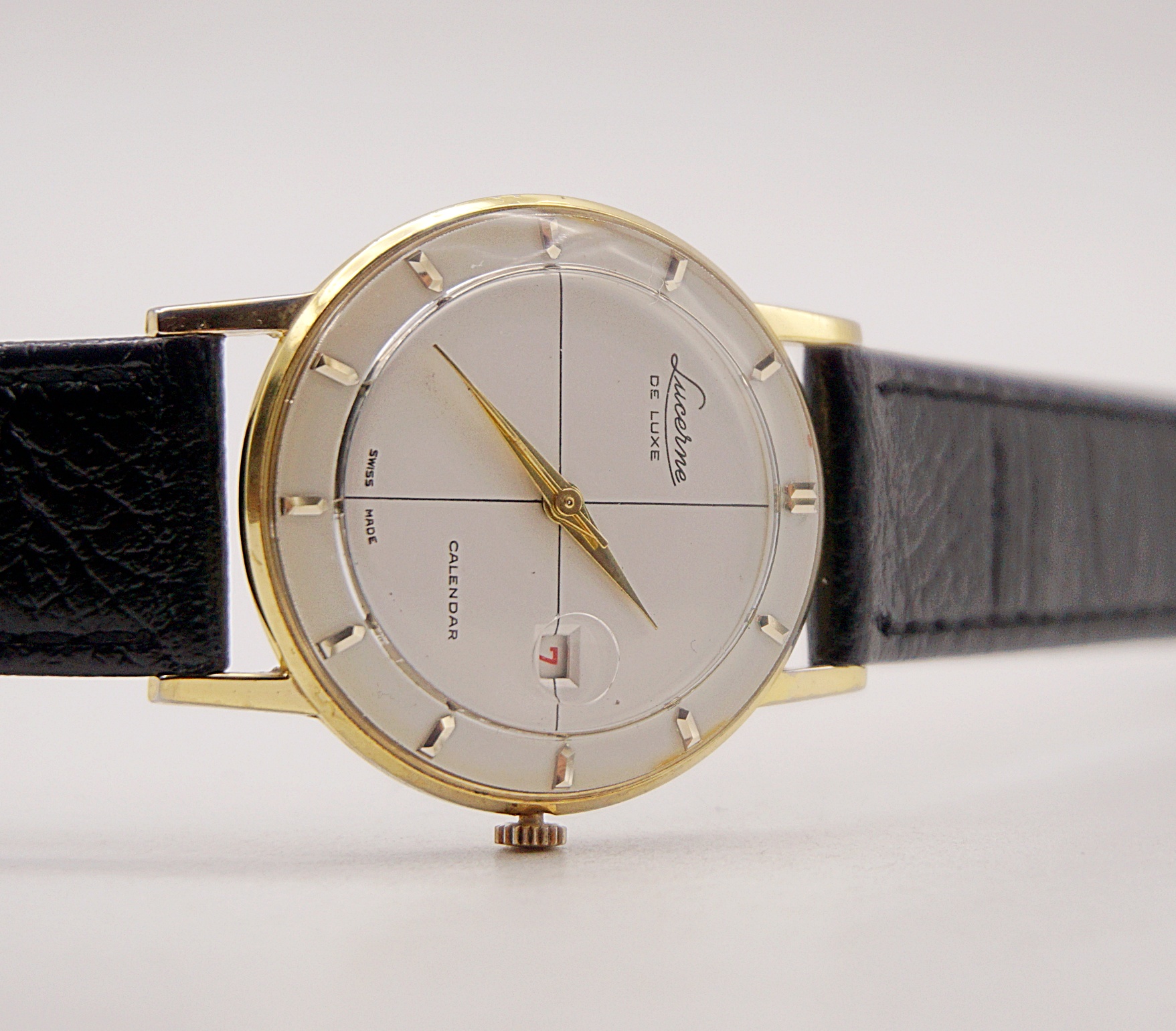 นาฬิกาเก่า LUCERNE ไขลาน