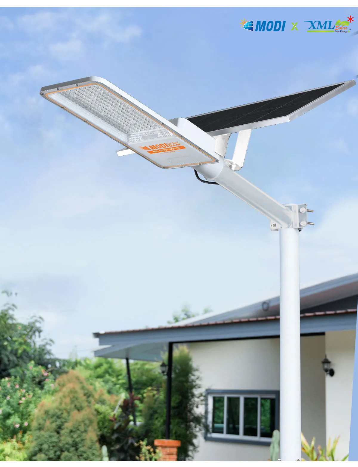 โคมไฟถนนโซล่าเซลล์ 600W รุ่น MD-SLT30-600W (แสง : ขาว)