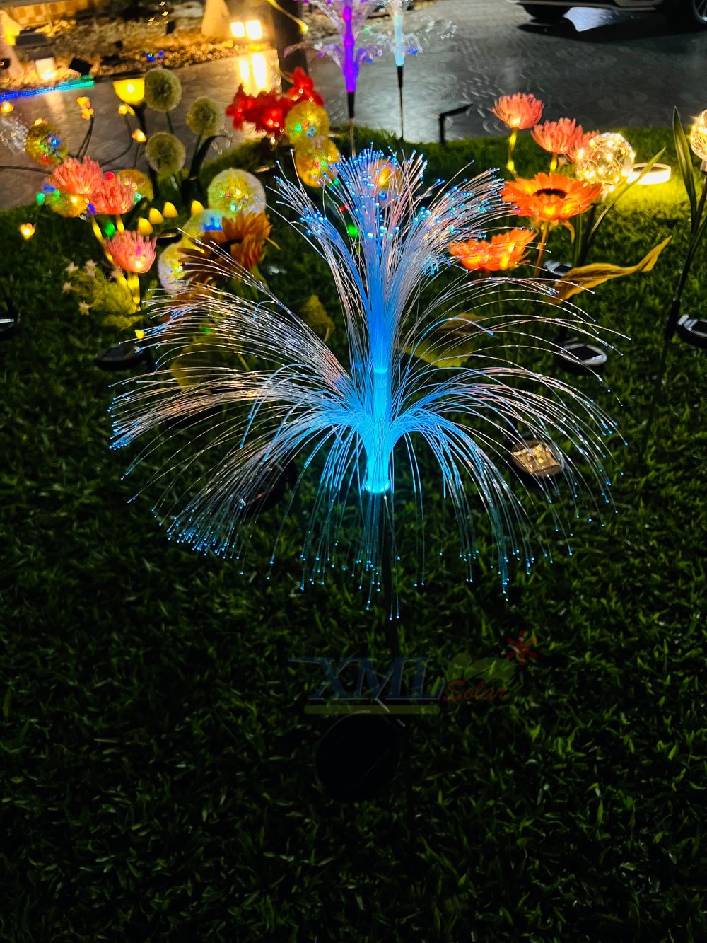 ไฟปักสนามโซล่าเซลล์ ทรงแมงกะพรุน (แสง : หลากสี)(1 แถม 1)