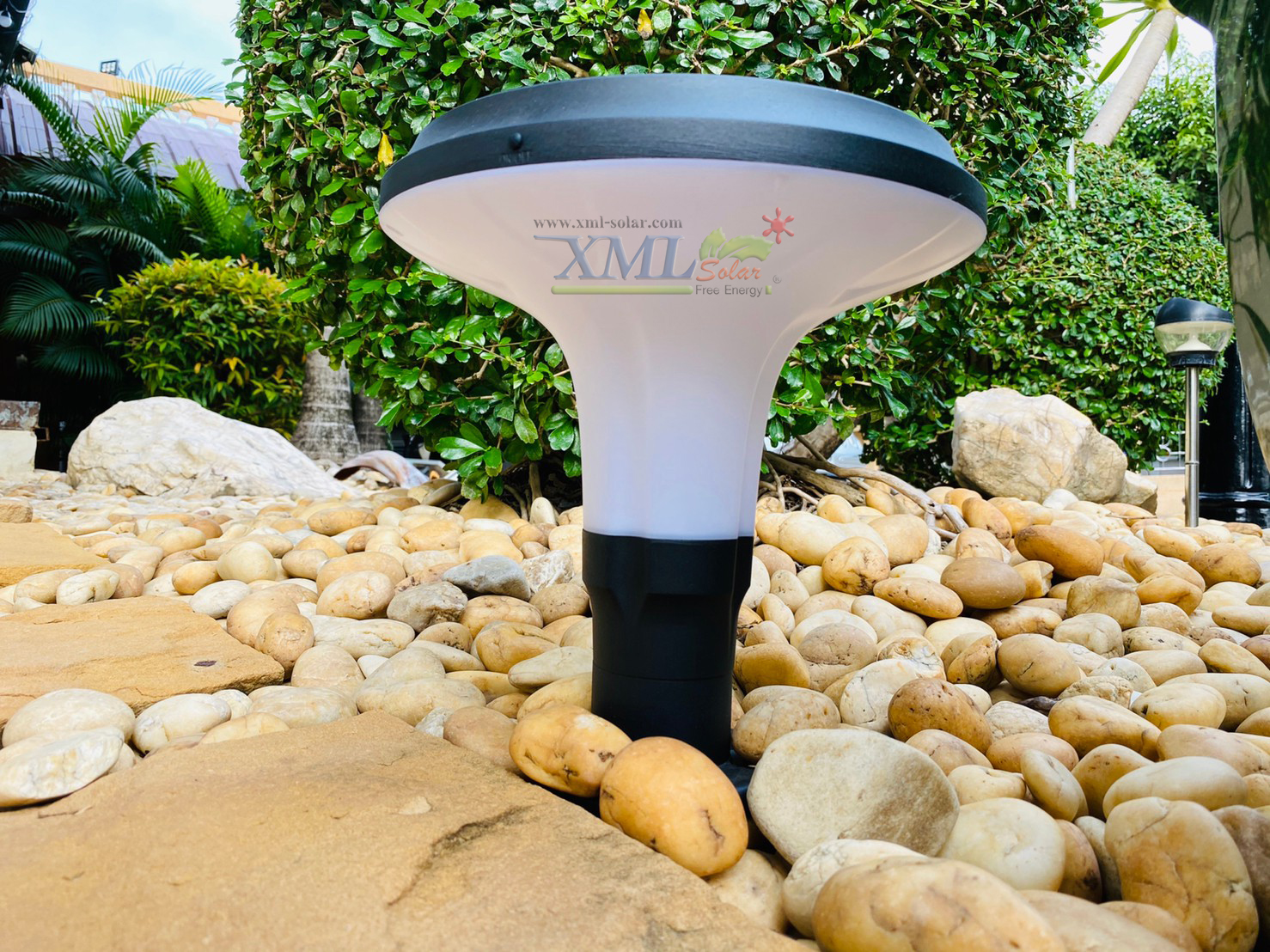 ไฟหัวเสาโซล่าเซลล์ ทรง Plaza 12 Super SMD LED (เเสง : ขาว)