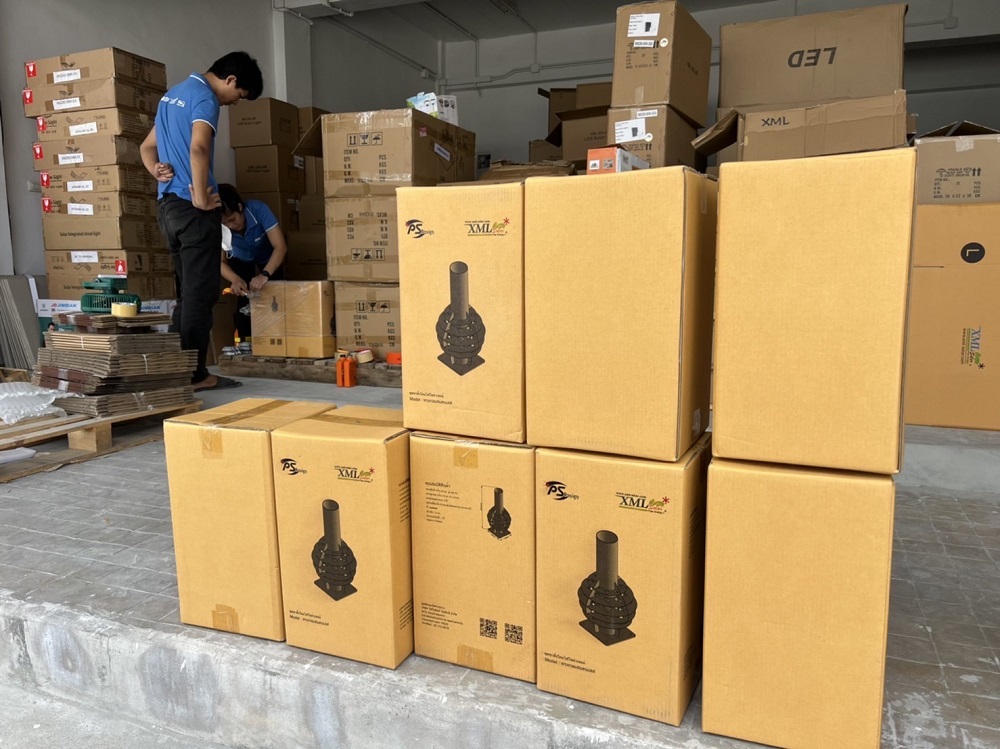 ฐานสวมโคมไฟ UFO ตั้งกำเเพง ปลายเสา 3 นิ้ว (สแตนเลส)