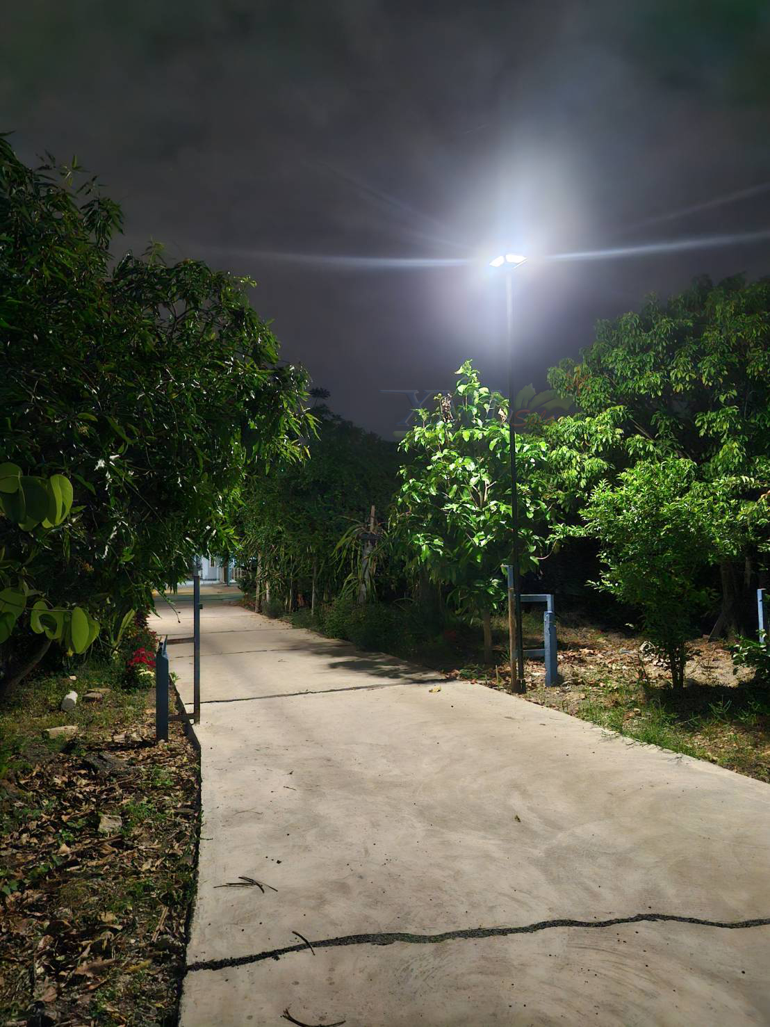 โคมไฟ UFO ทรงสี่เหลี่ยม รุ่น Modi x XML + ระบบ Motion รุ่น 300w (เปิดได้ 3 แสง)