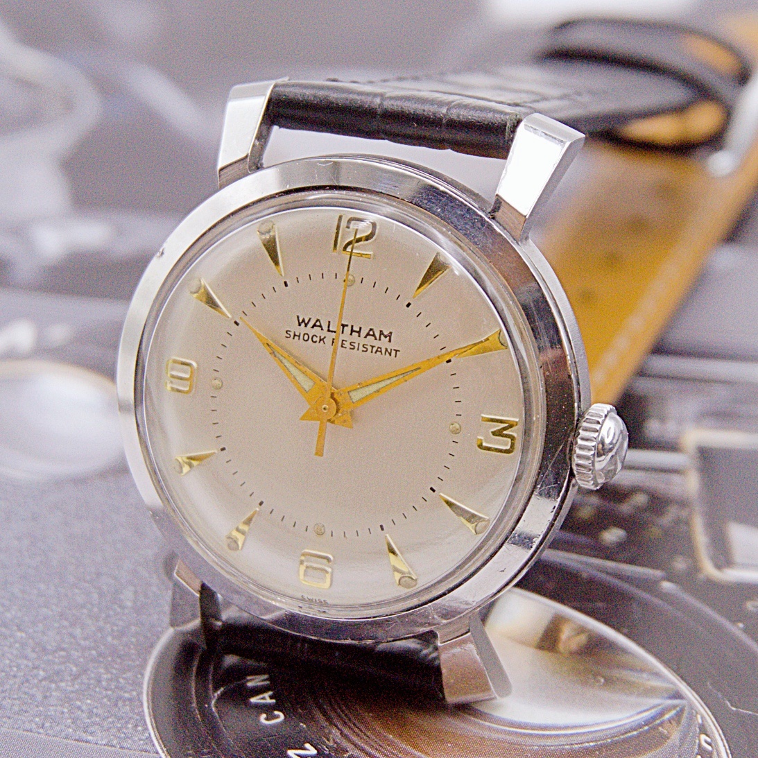 นาฬิกาเก่า WALTHAM ไขลาน