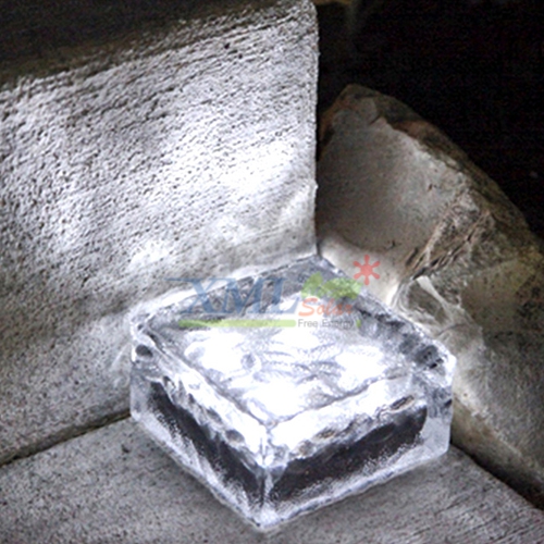 ก้อนน้ำเเข็งโซล่าเซลล์ 4 LED (เเสง : ขาว)