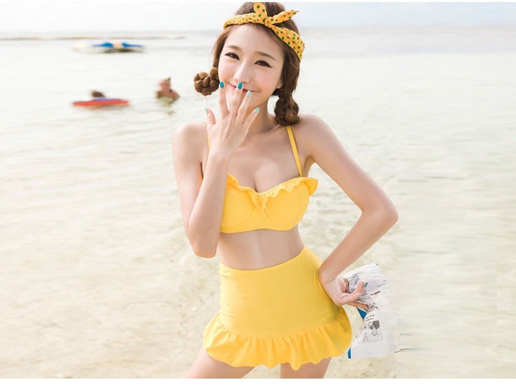 ชุดว่ายน้ำงาน vicki แบบ3ชิ้น มี5สี ม่วง,ชมพู,ฟ้า,เหลือง,แดง มีไซส์ M,XL ราคาส่ง3 ชิ้นคละแบบได้ทั้งร้าน ชุดละ 890 บาท