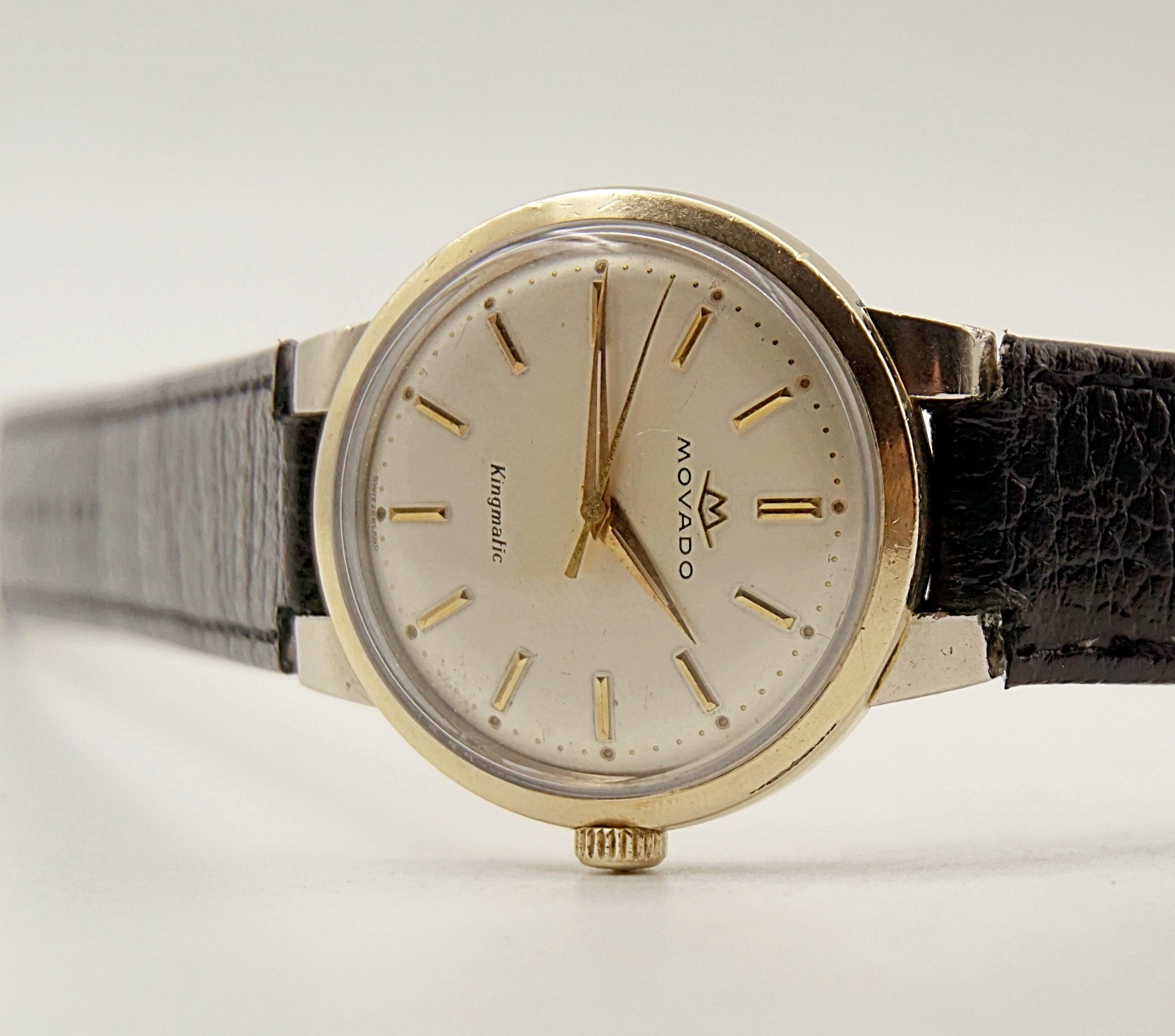 นาฬิกาเก่า MOVADO ออโตเมติก