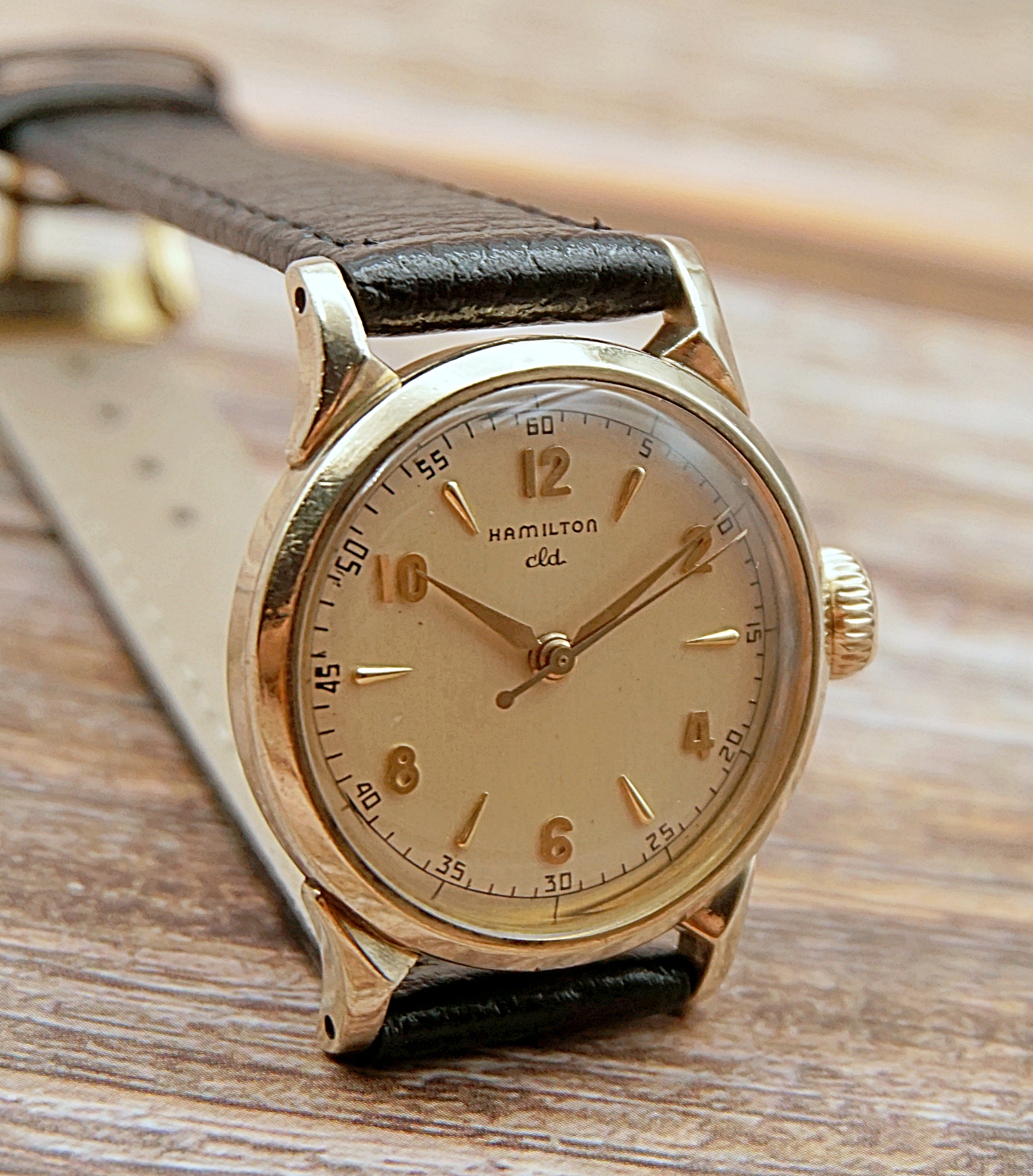 นาฬิกาเก่า HAMILTON ไขลาน