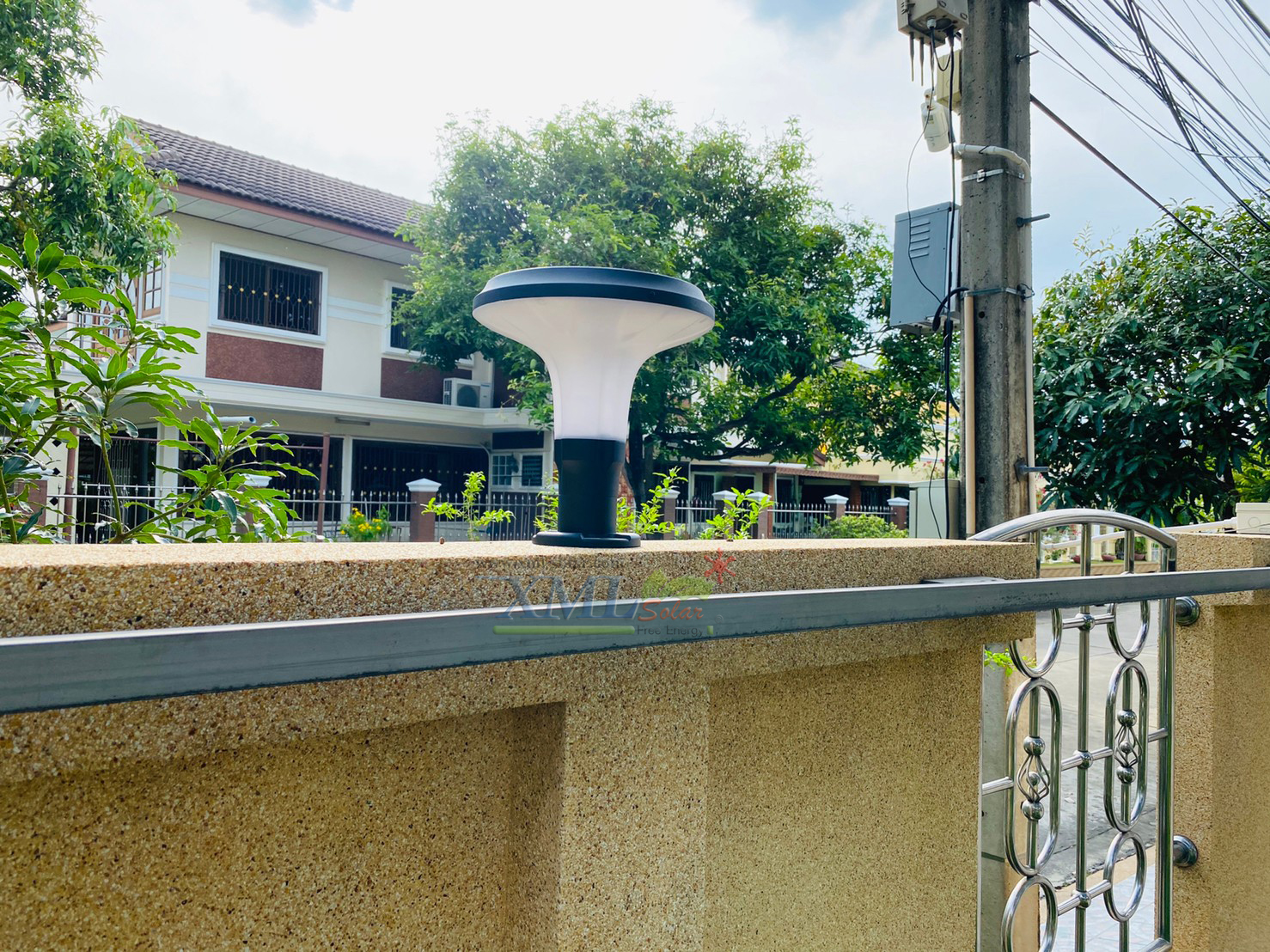 ไฟหัวเสาโซล่าเซลล์ ทรง Plaza 12 Super SMD LED (เเสง : ขาว)