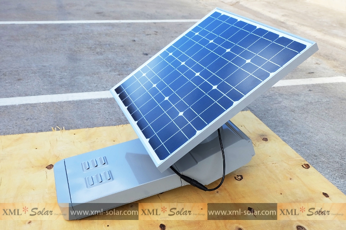 โคมไฟถนนอัจฉริยะ โซล่าเซลล์ 65 Watt Monocrystalline