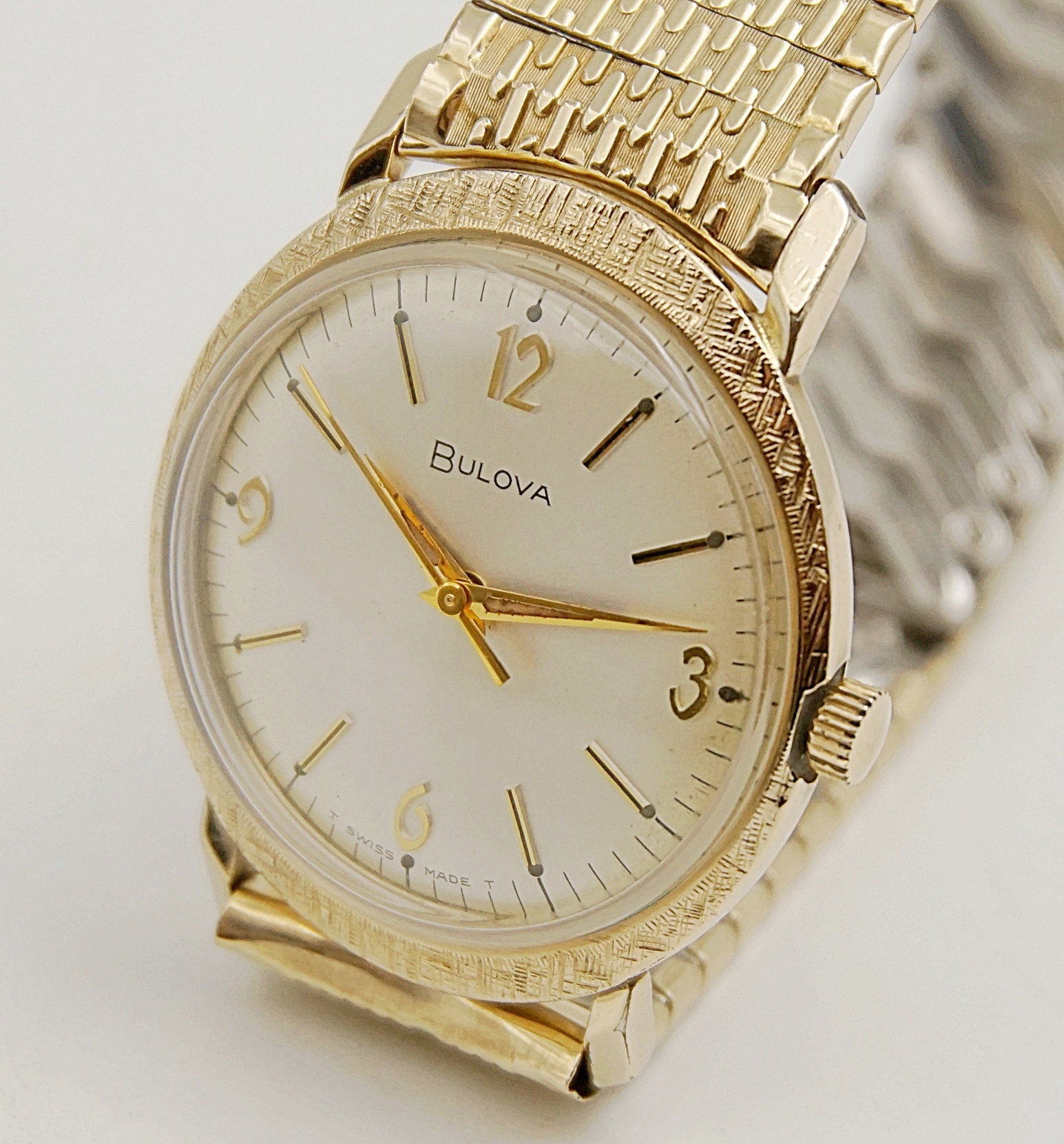 นาฬิกาเก่า BULOVA ไขลาน