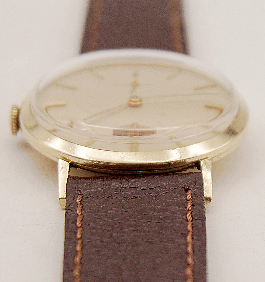 นาฬิกาเก่า LONGINES ไขลานสองเข็มครึ่ง