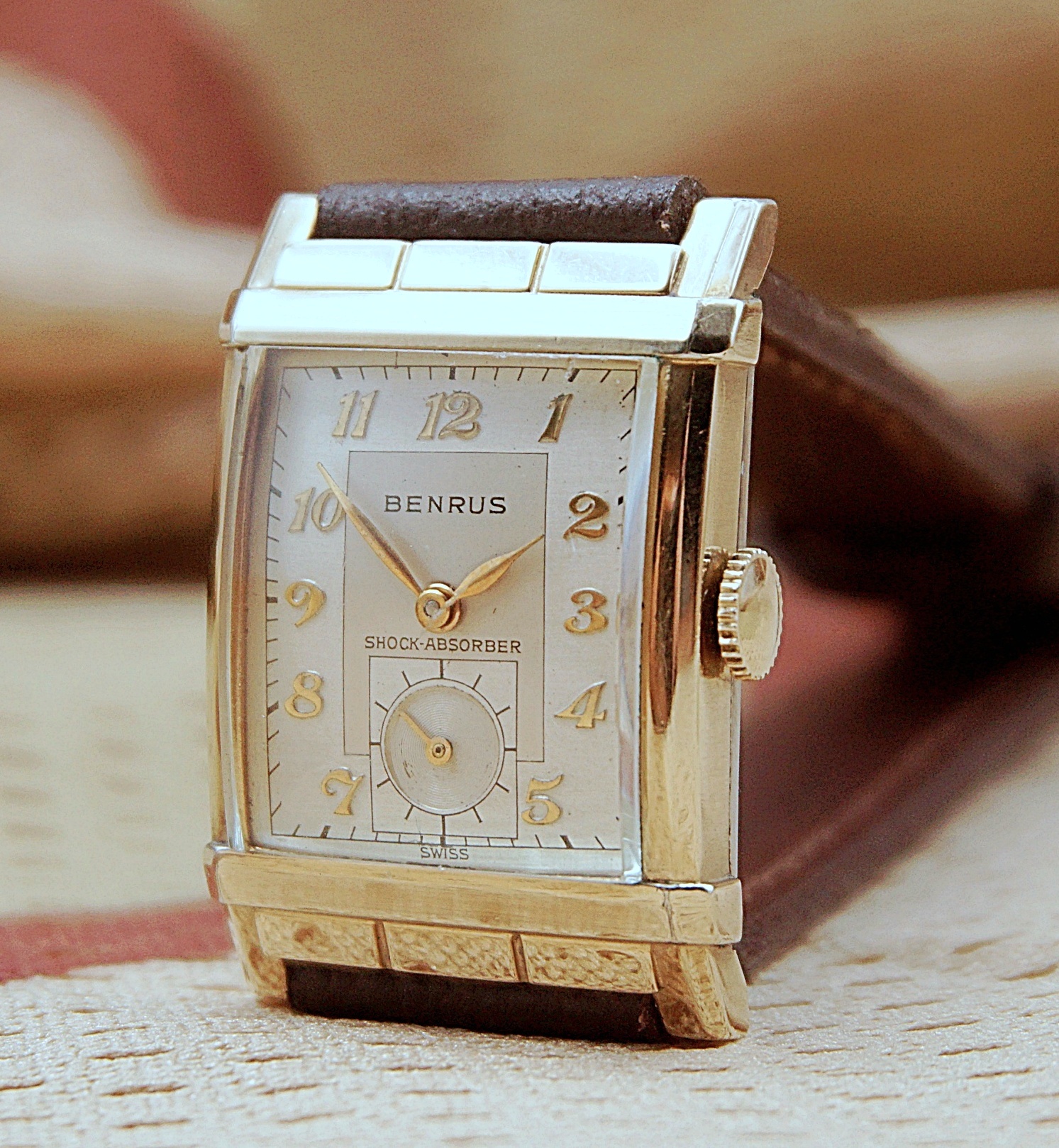 นาฬิกาเก่า BENRUS ไขลานสองเข็มครึ่ง