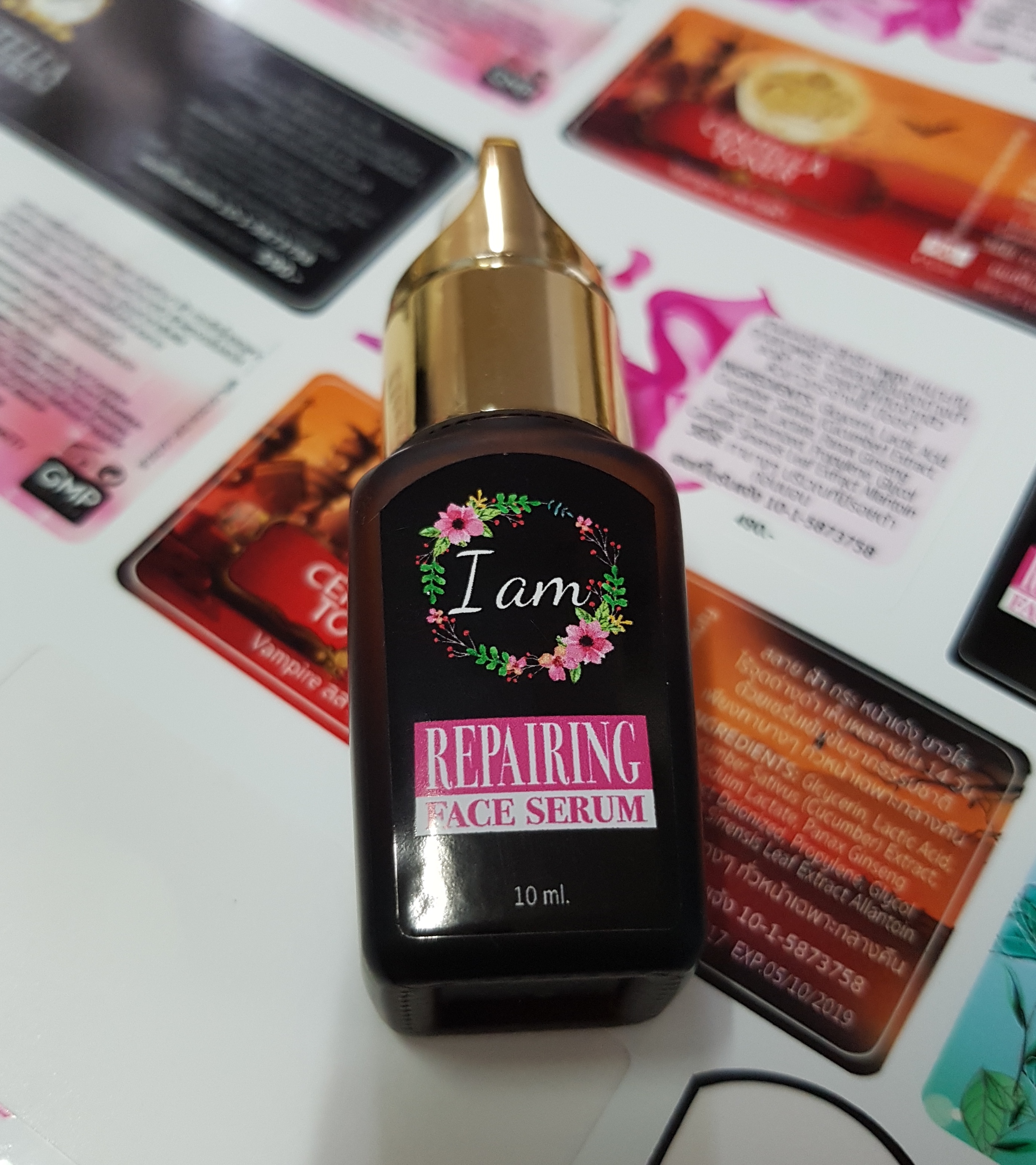 สติ๊กเกอร์พีวีซีขาวเงา