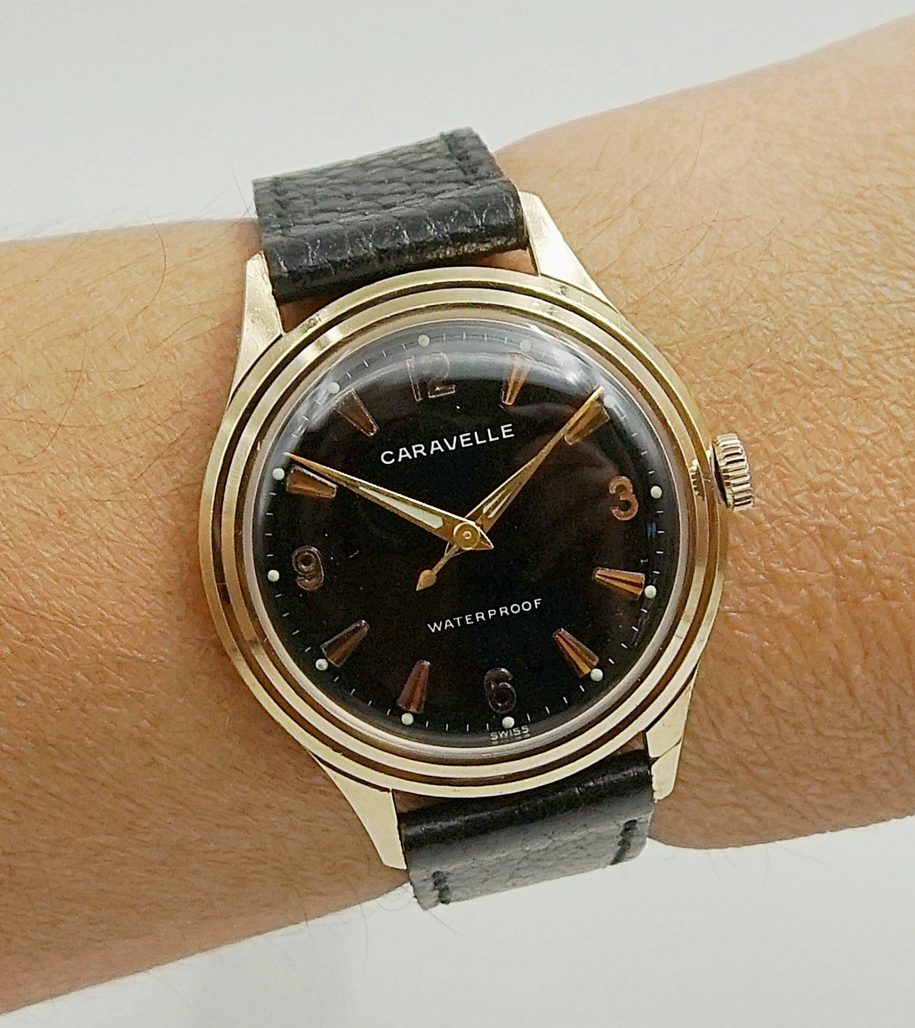 นาฬิกาเก่า CARAVELLE ไขลาน