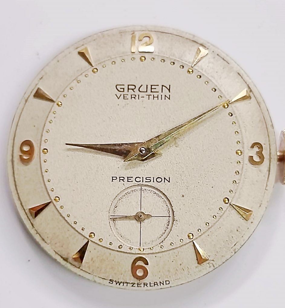 นาฬิกาเก่า GRUEN ไขลานสองเข็มครึ่ง (ตัวเรือนทอง 14K)