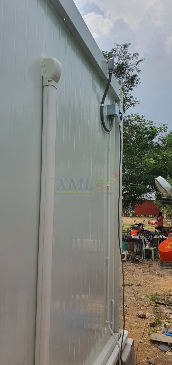 ชุดแอร์โซล่าเซลล์ TASAKI 13,000 BTU