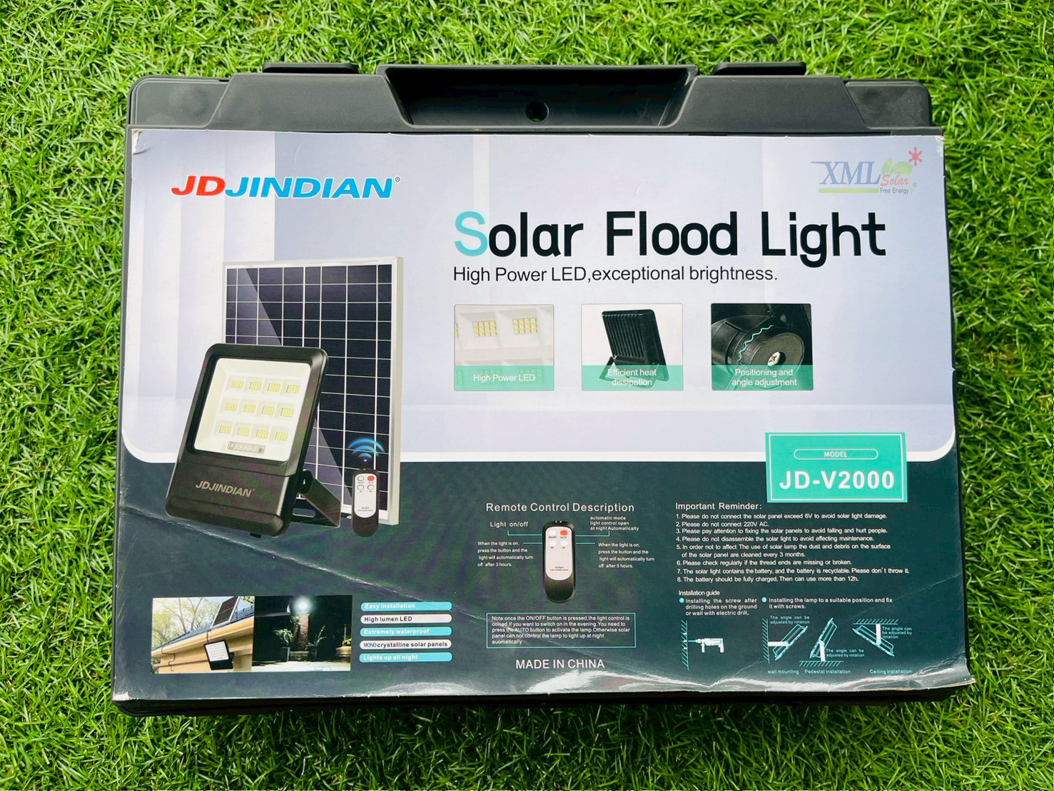 ไฟสปอร์ตไลท์โซล่าเซลล์ รุ่น JD-V1000/ V2000/ V3000/ V5000