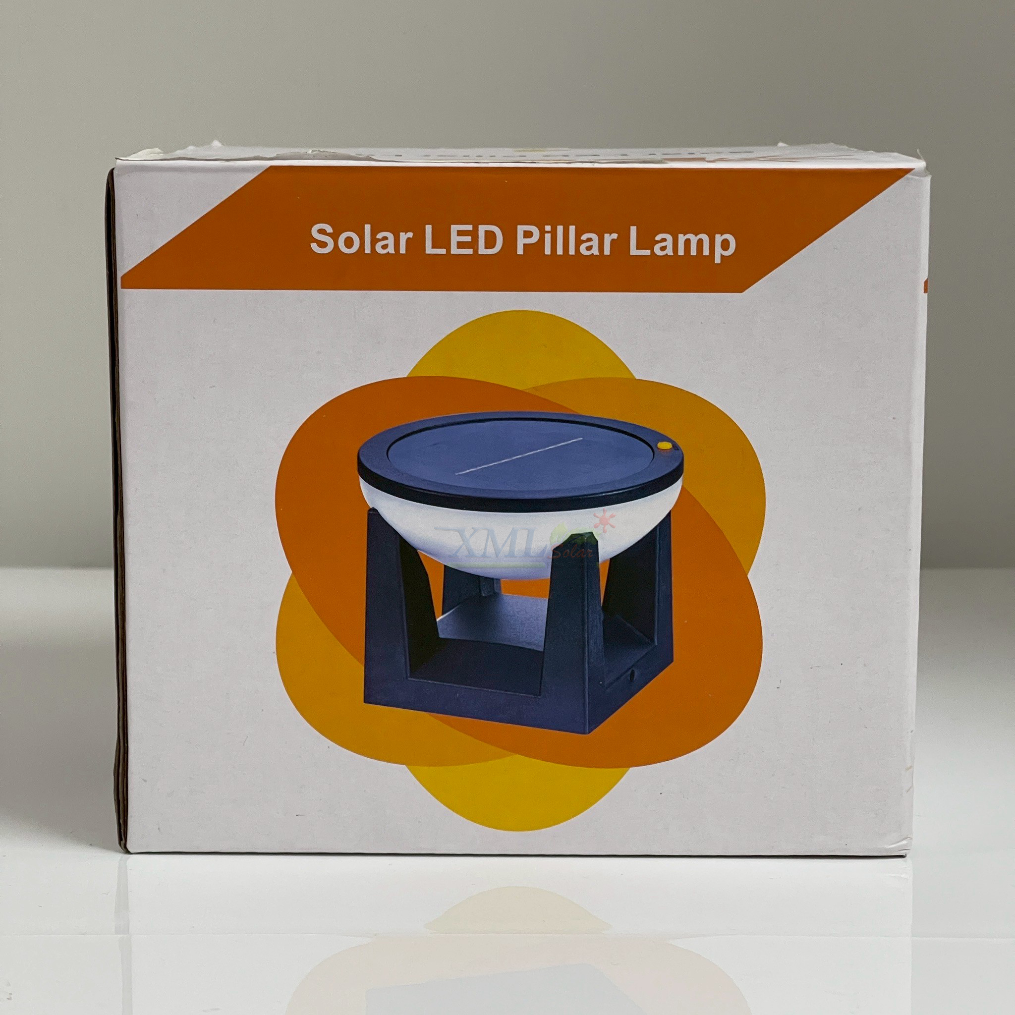 โคมไฟหัวเสาโซล่าเซลล์ Solar LED Pillar รุ่น LSXML-208 (เปิดได้ 3 แสง)