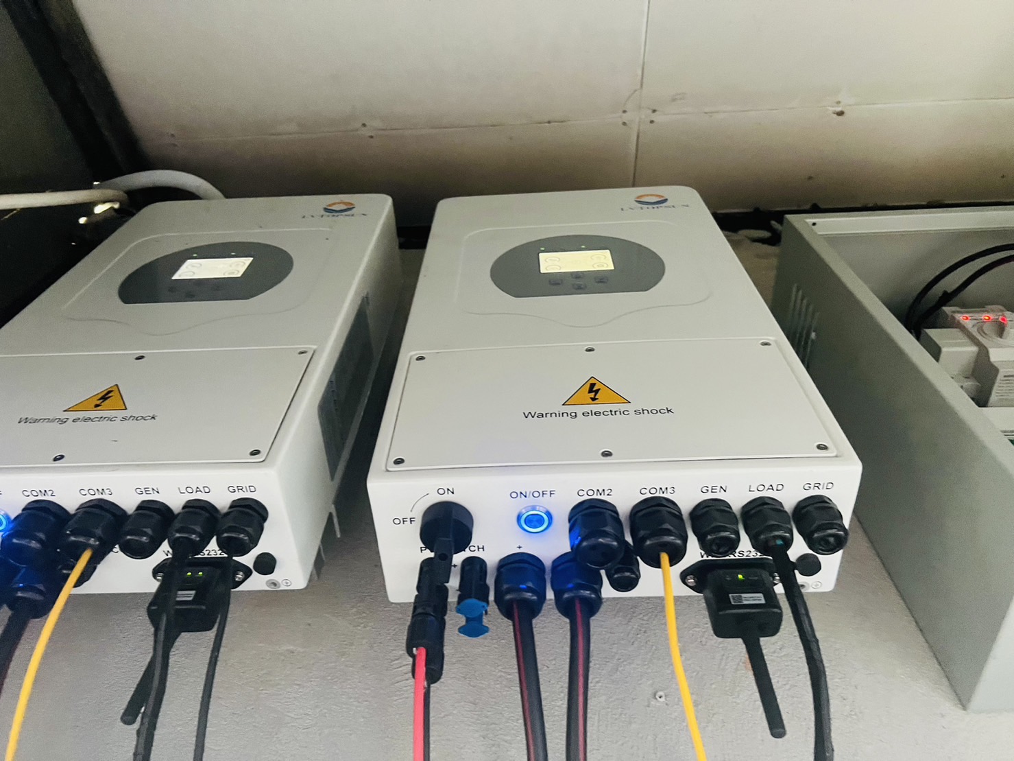 ระบบโซล่าเซลล์ติดหลังคา Solar Rooftop On/Off Grid Hybrid 5 kW + Battery LiFePO4 9.6 kwh (พร้อมติดตั้ง)