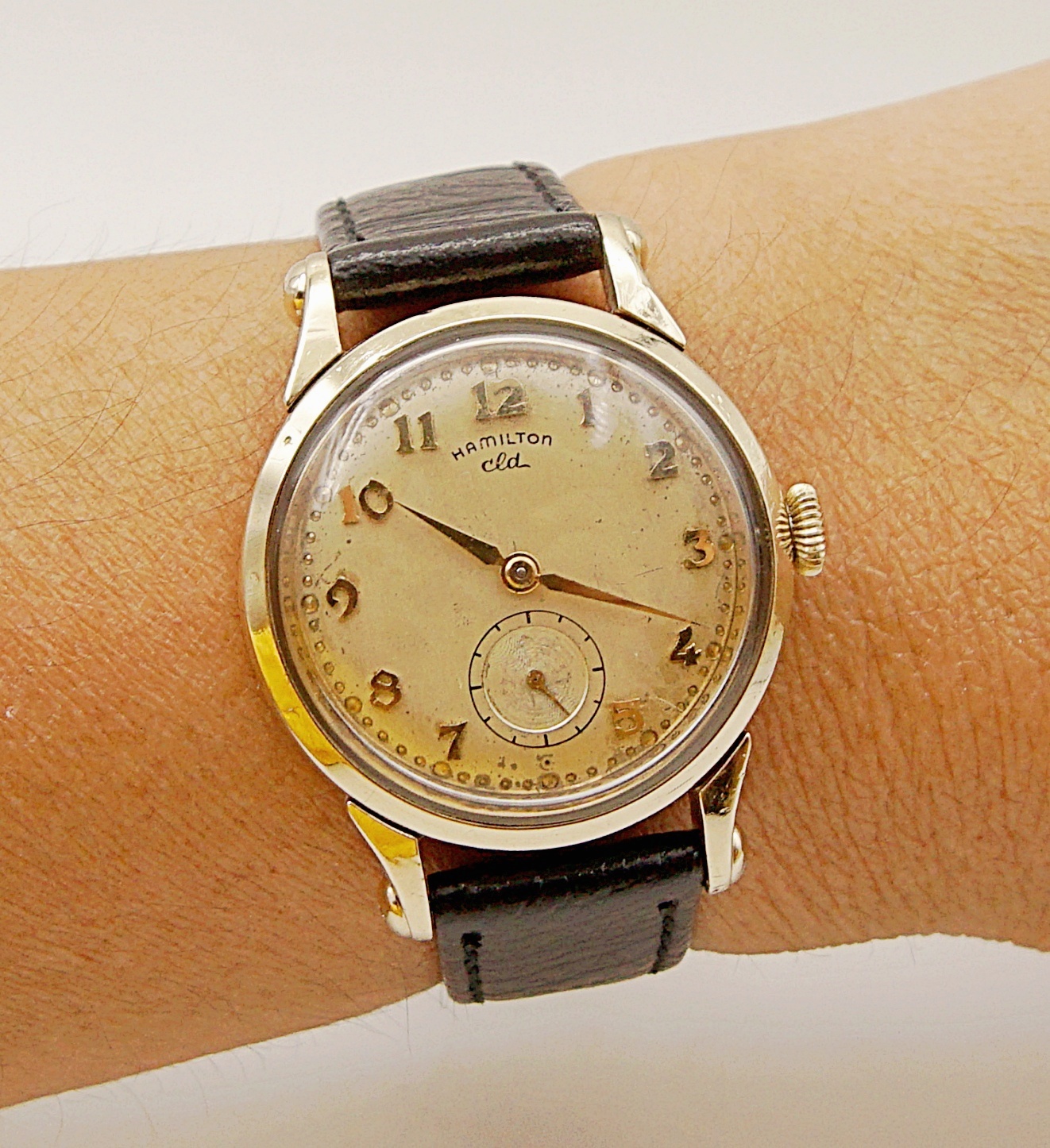 นาฬิกาเก่า HAMILTON ไขลานสองเข็มครึ่ง