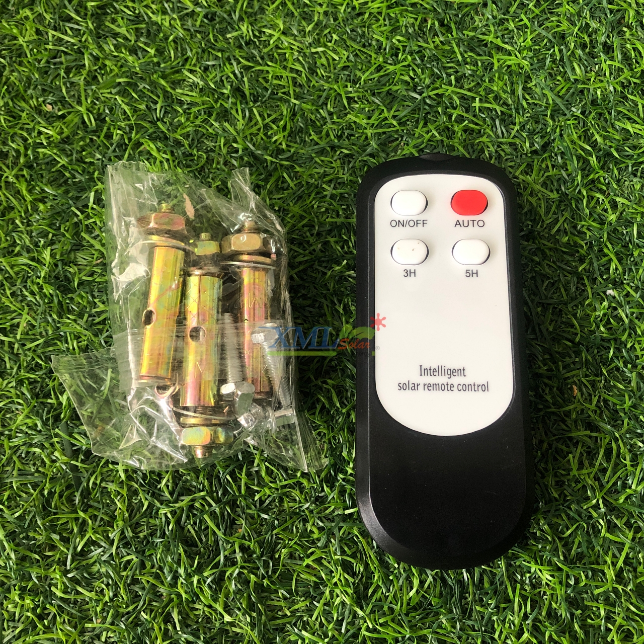 สปอร์ตไลท์โซล่าเซลล์ 60 W. รุ่นใหม่ JD8860L (แสง : เหลืองวอมไวท์)