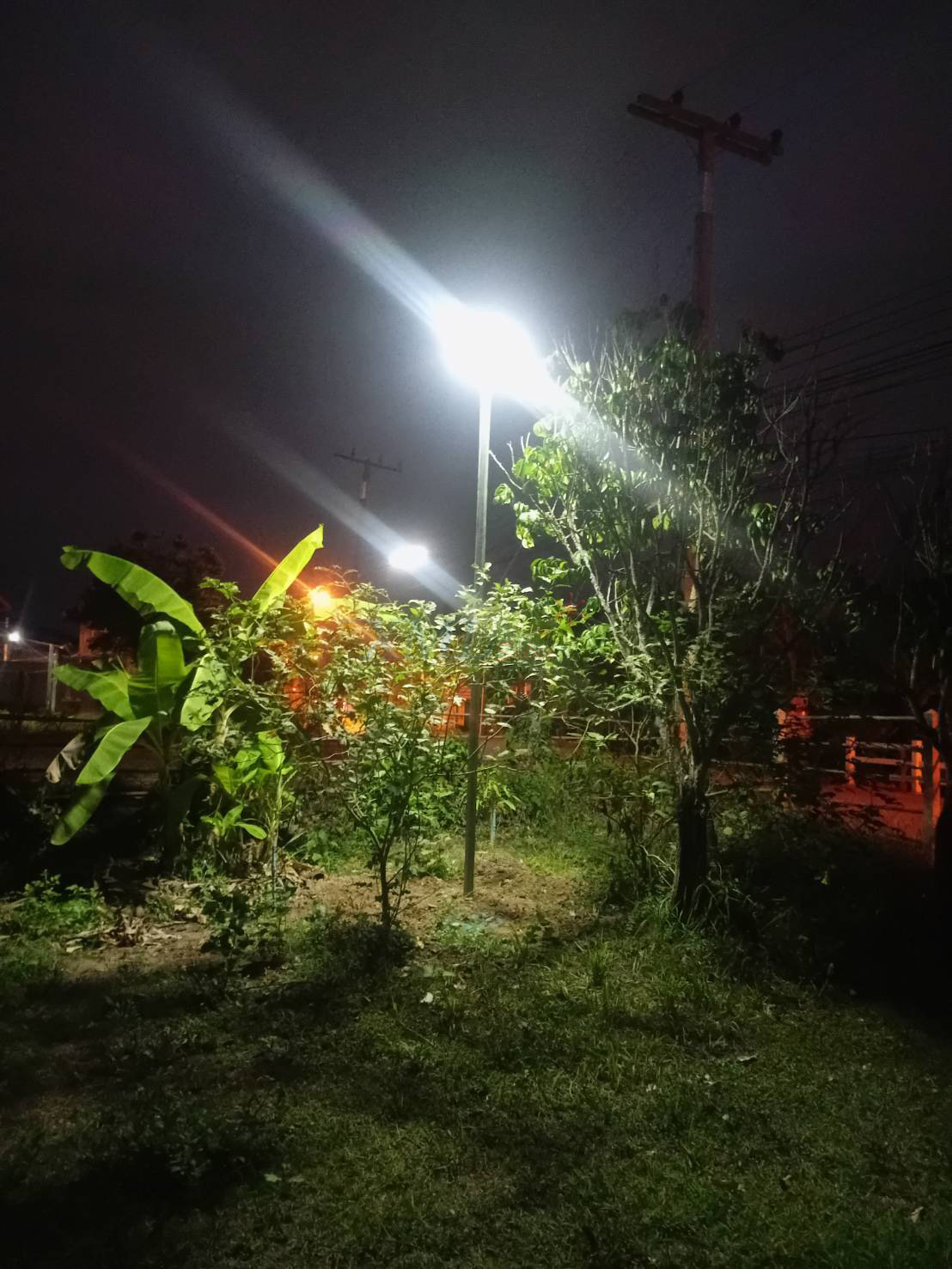 โคมไฟโซล่าเซลล์ UFO รุ่น JDของแท้ 200,000W