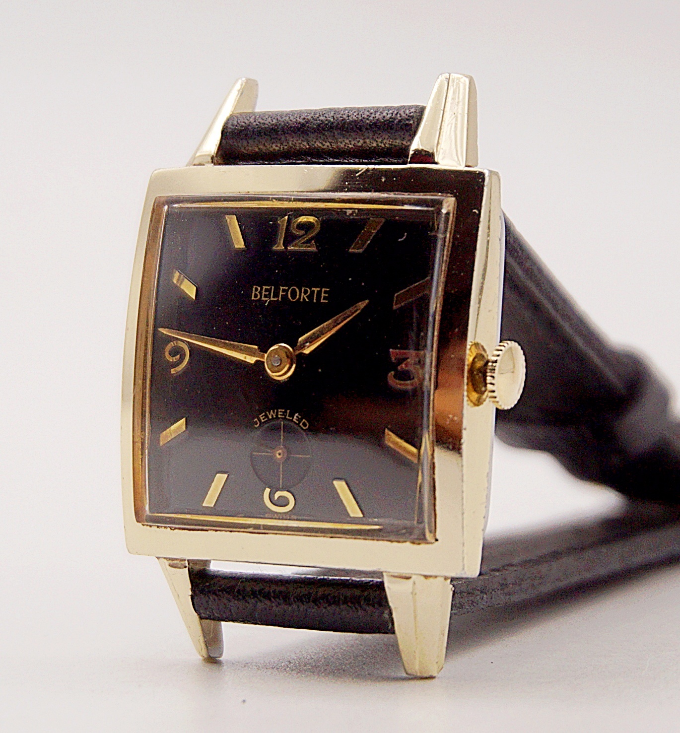 นาฬิกาเก่า BELFORTE ไขลานสองเข็มครึ่ง