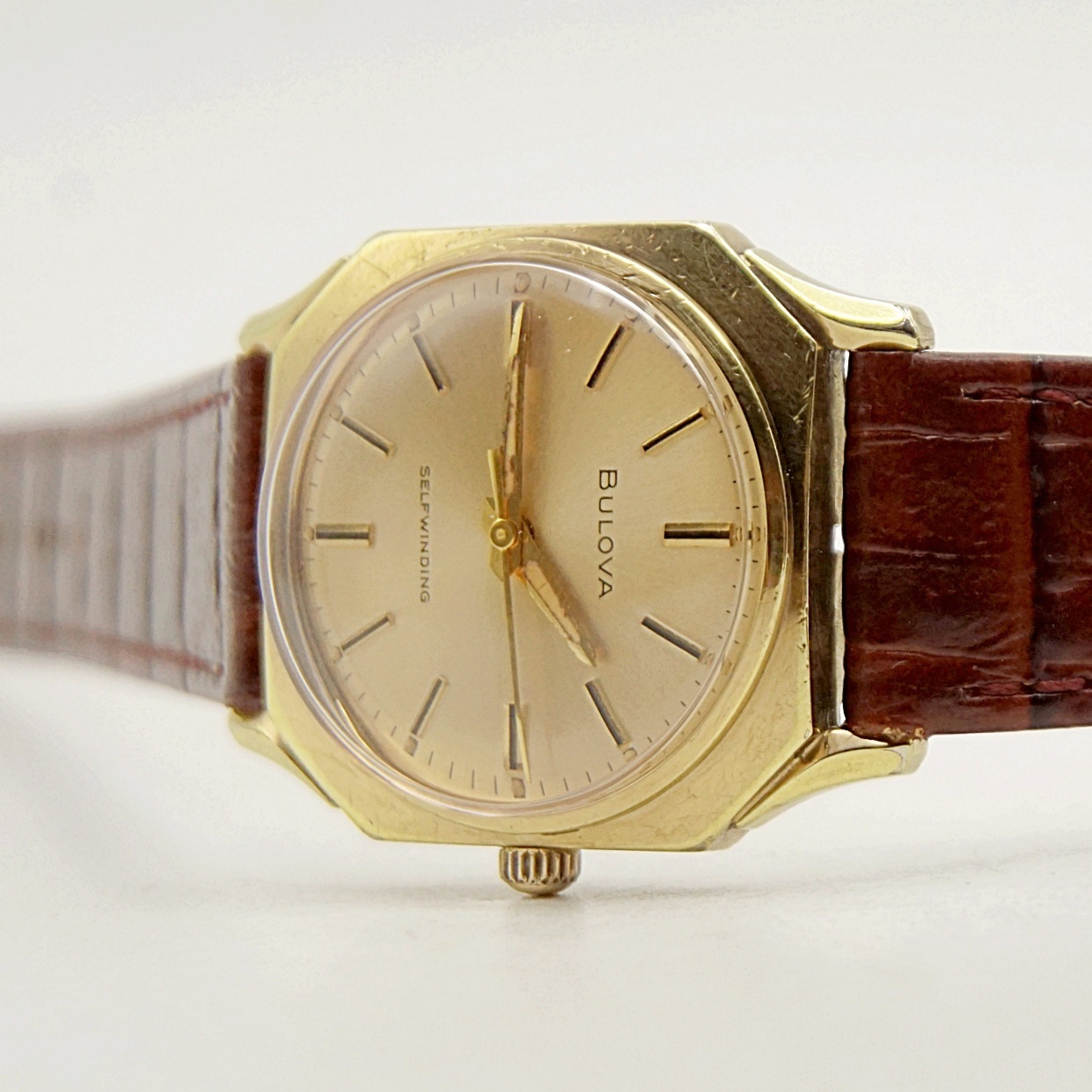 นาฬิกาเก่า BULOVA ออโตเมติก