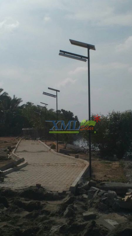 ชุดไฟหลอดยาวโซล่าเซลล์ 30 Watt Monocrystalline (แสง ขาว)