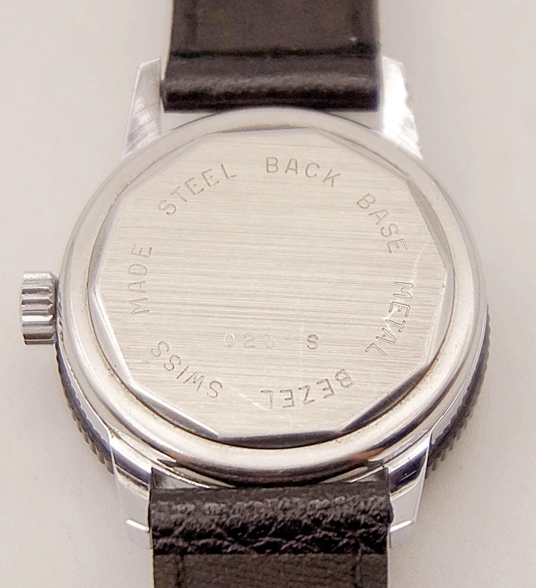 นาฬิกาเก่า MICKEY MOUSE ไขลาน