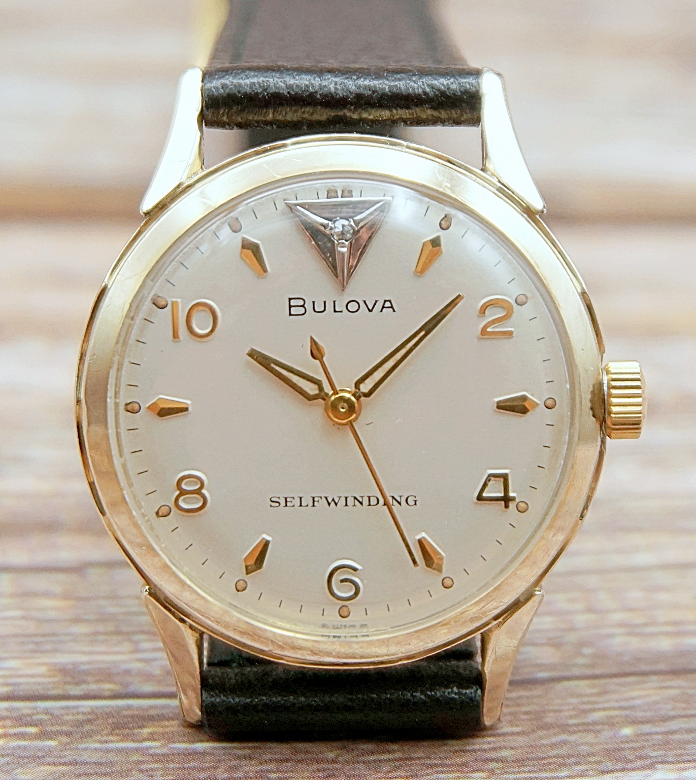 นาฬิกาเก่า BULOVA ออโตเมติก