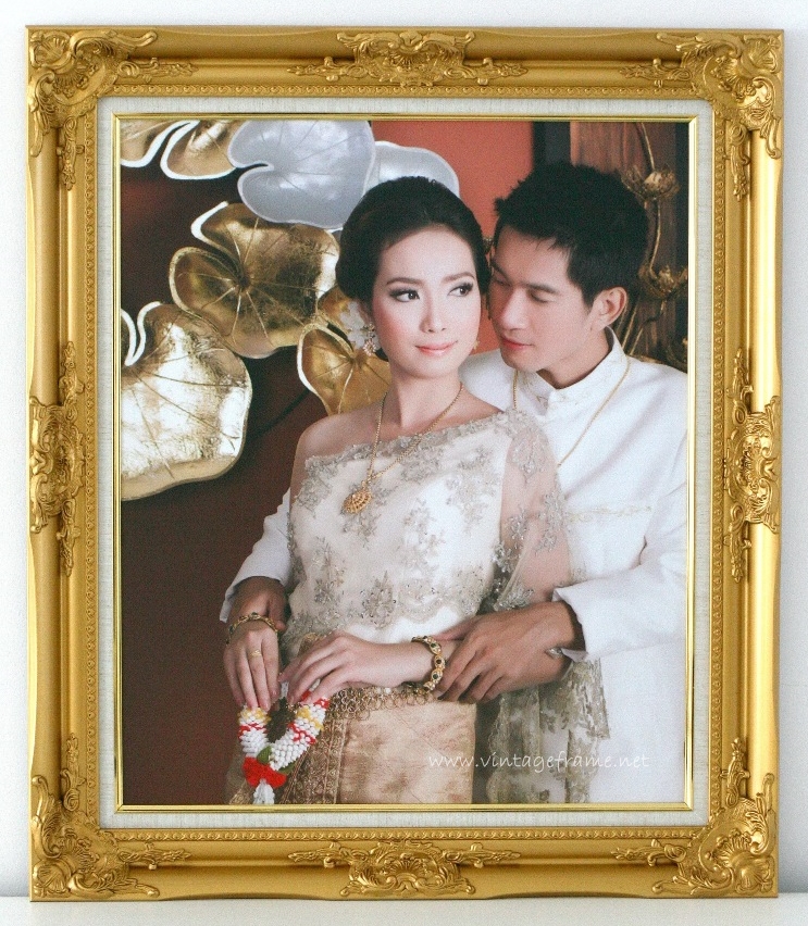 กรอบรูปชุดไทยราคาถูก